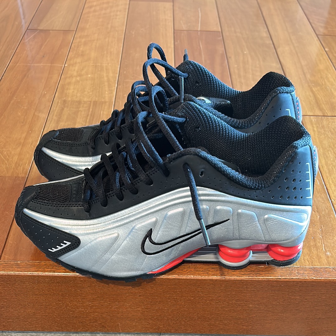 Nike Shox R4 OG "Black and Metallic Silver" (2024) BV1111-008