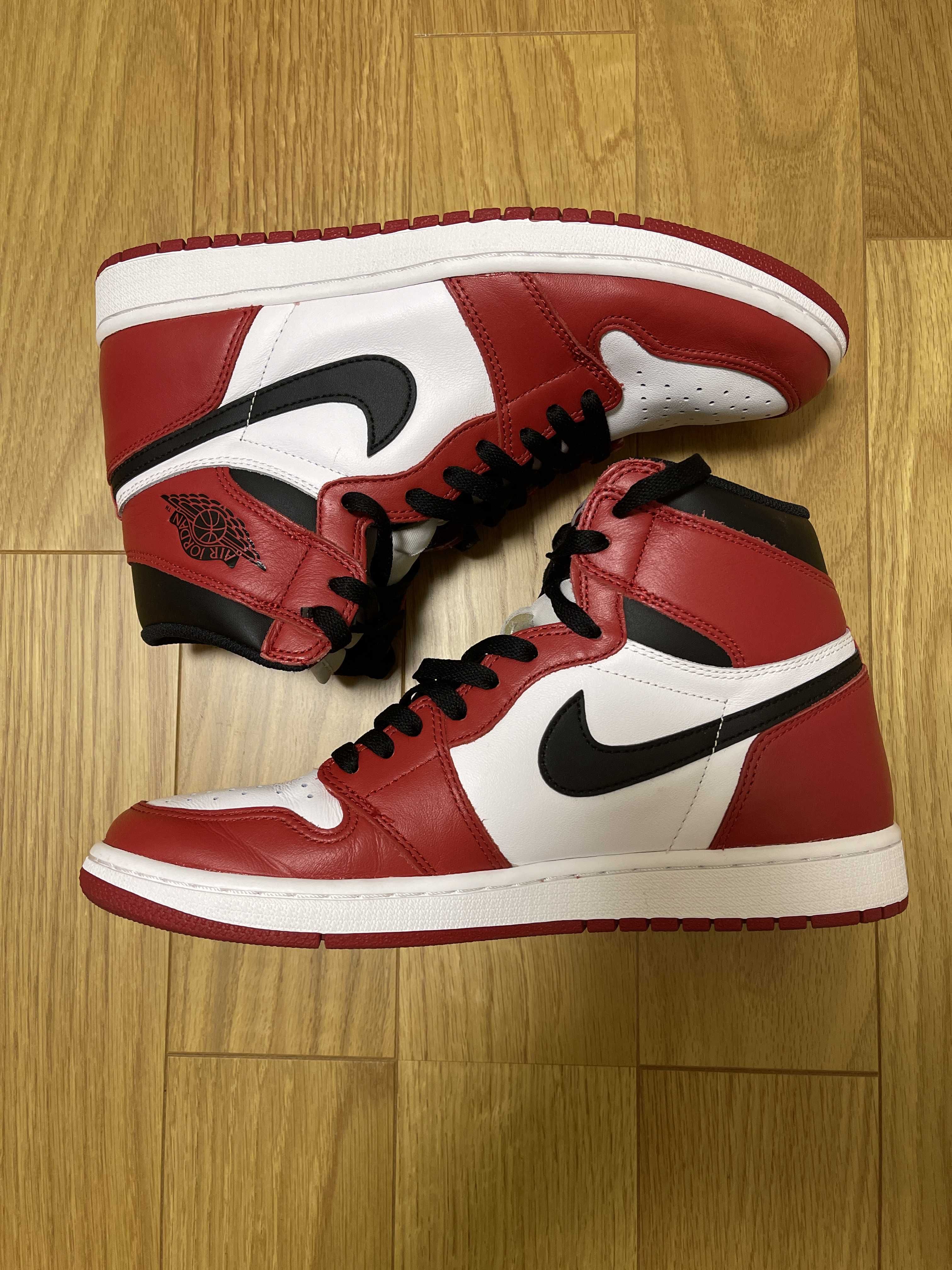 Nike Air Jordan 1 Retro High "Chicago" (2015)