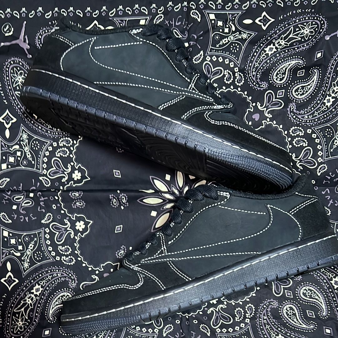 Travis Scott × Nike Air Jordan 1 Low OG SP "Black Phantom"