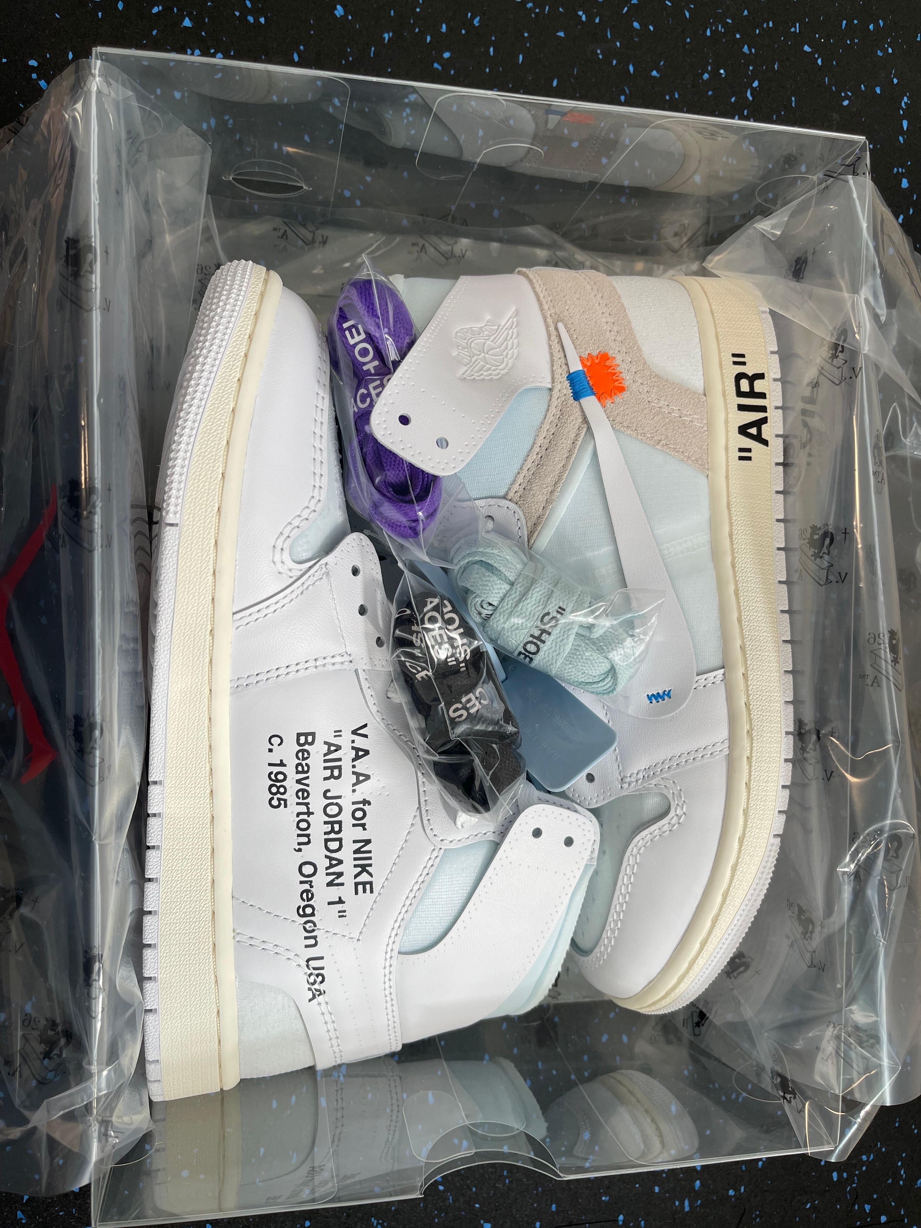 Virgil Abloh Archive (V.A.A.) × Nike Air Jordan 1 Retro High OG "Alaska"