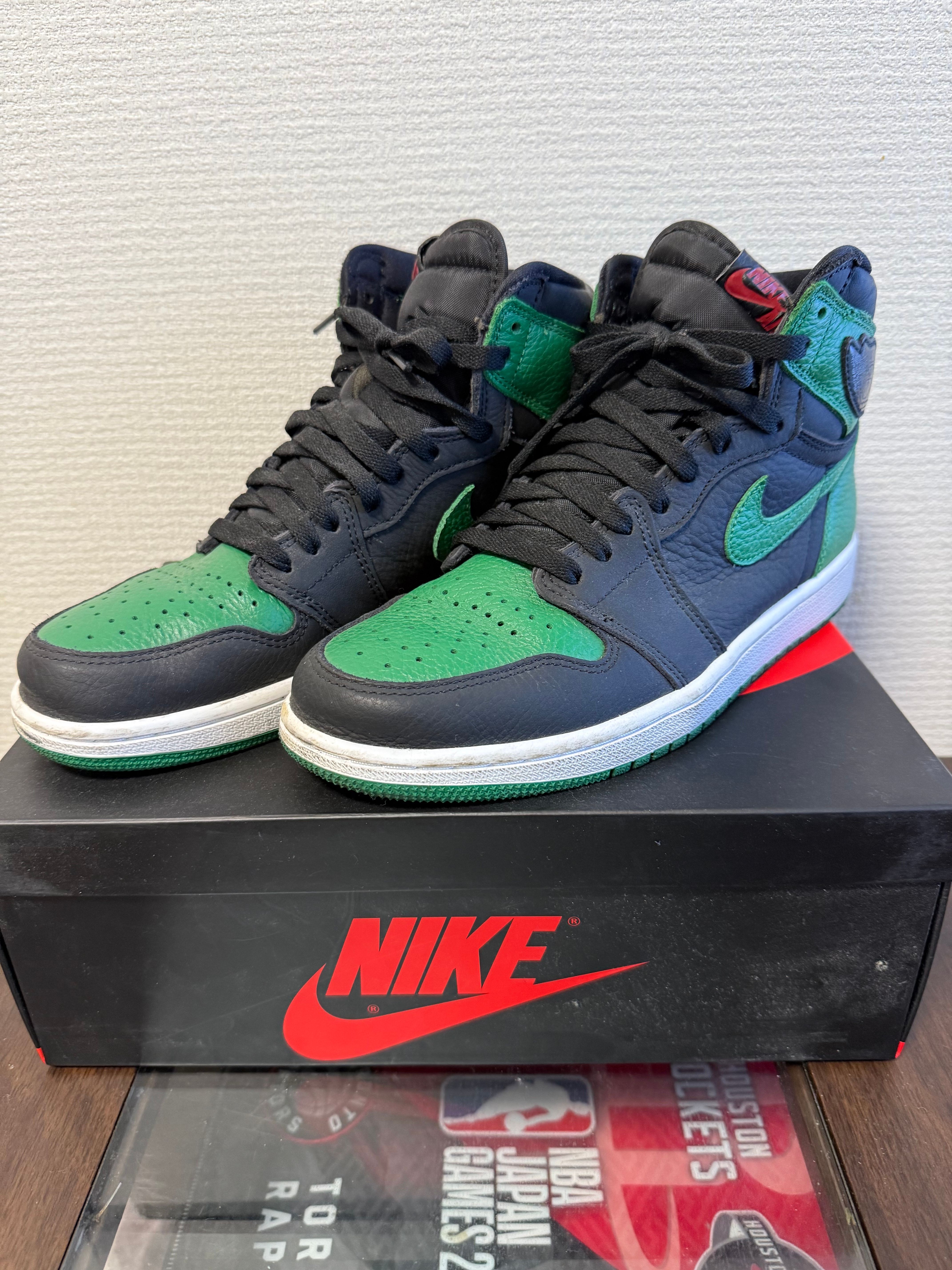 Nike Air Jordan 1 Retro High OG "Black/Pine Green" (2020)