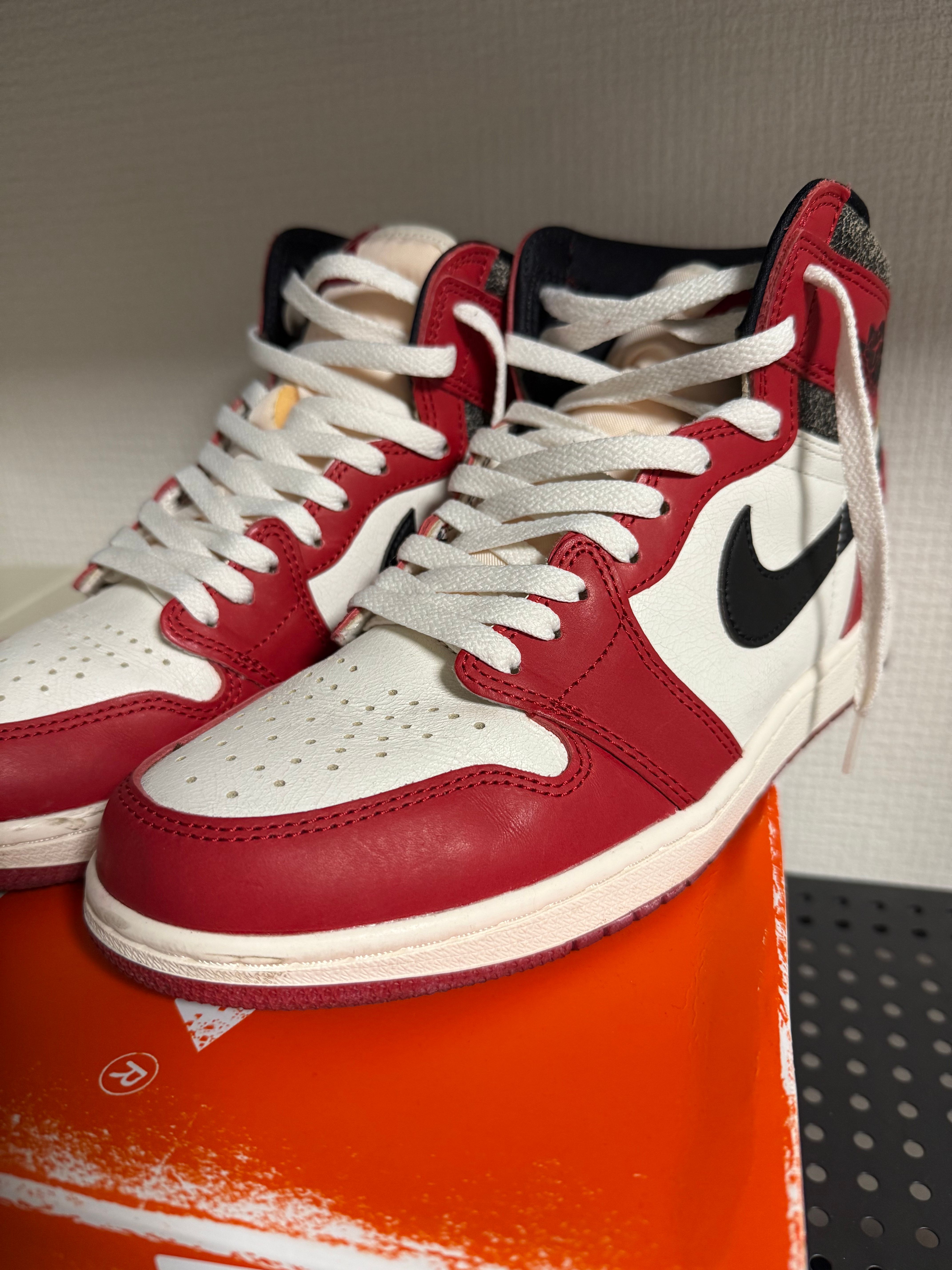 Nike Air Jordan 1 High OG "Lost & Found/Chicago"
