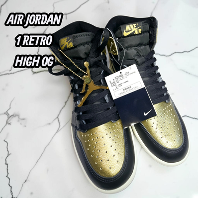 Nike Air Jordan 1 Retro High OG "Black and Gold"