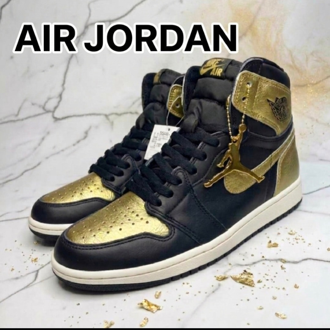 Nike Air Jordan 1 Retro High OG "Black and Gold"