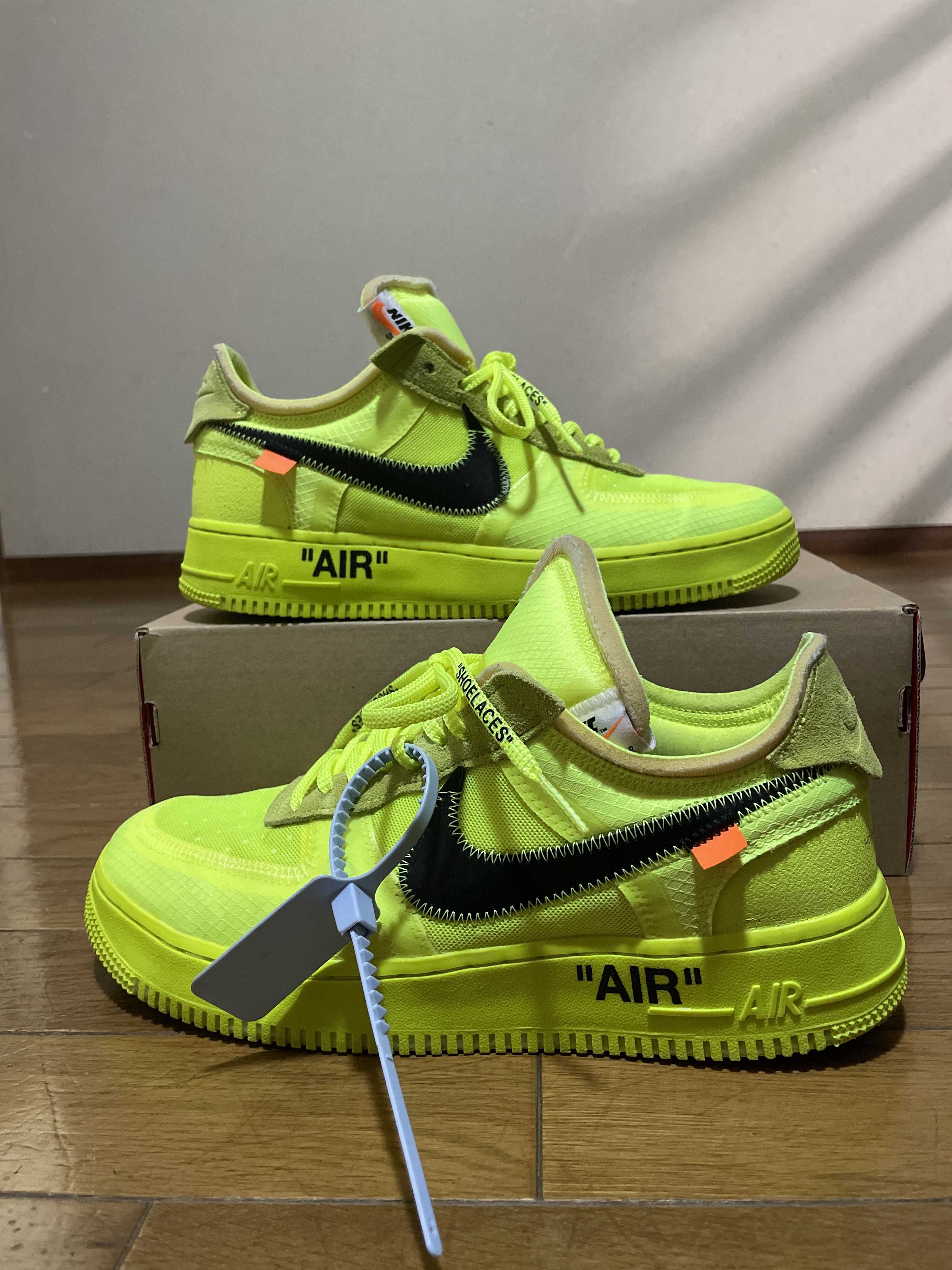 Off-White × Nike Air Force 1 Low "Volt"