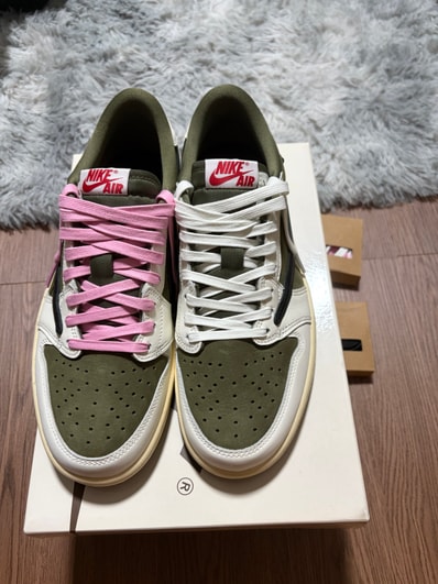 Travis Scott × Nike Air Jordan 1 Low OG SP "Reverse Olive"