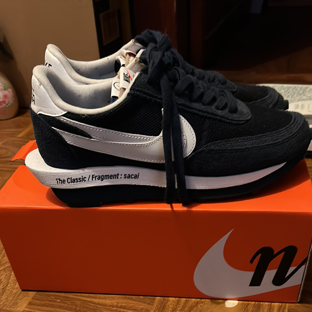 フラグメント × サカイ × ナイキ LD ワッフル "ブラックエンデッド ブルー"