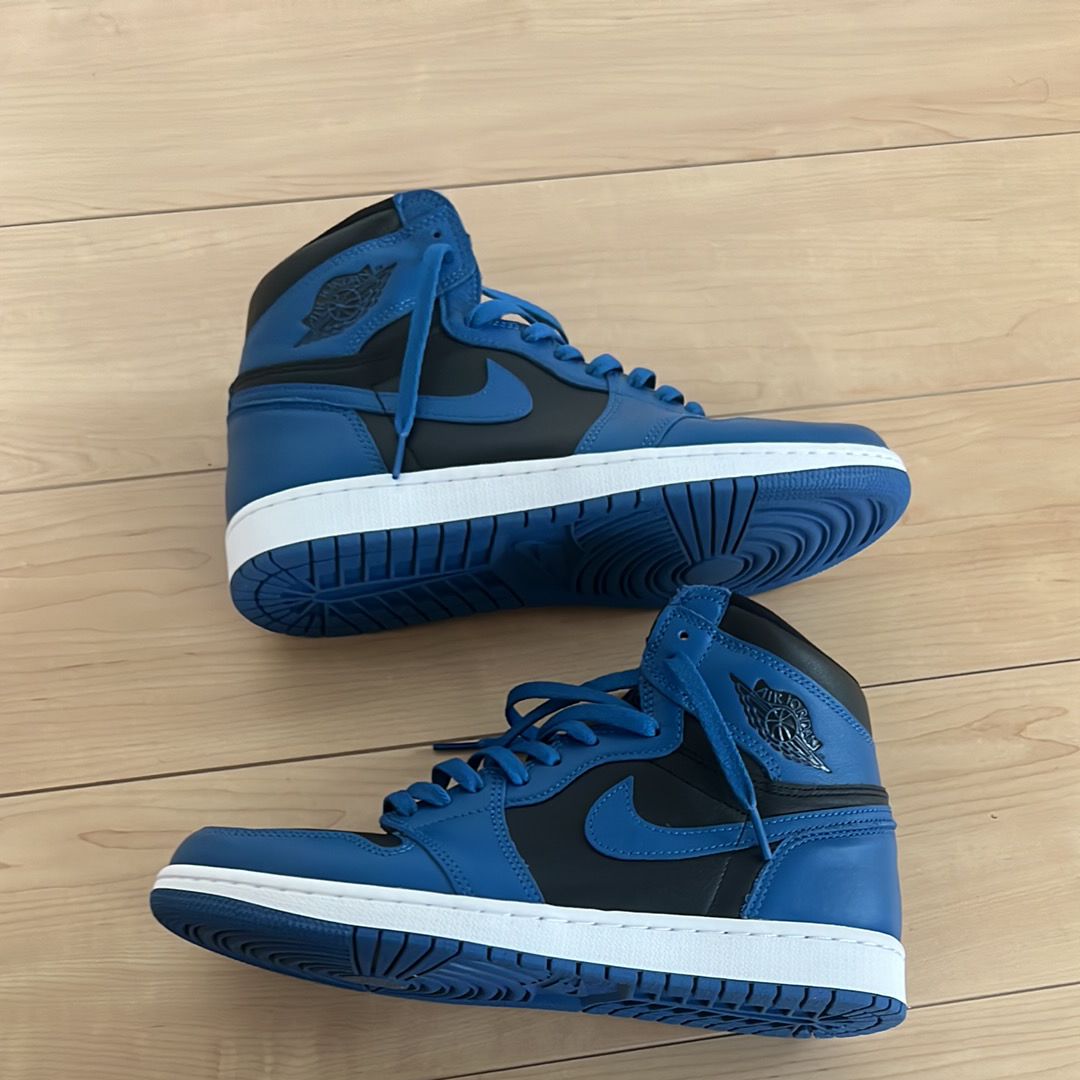Nike Air Jordan 1 Retro High OG "Dark Marina Blue"
