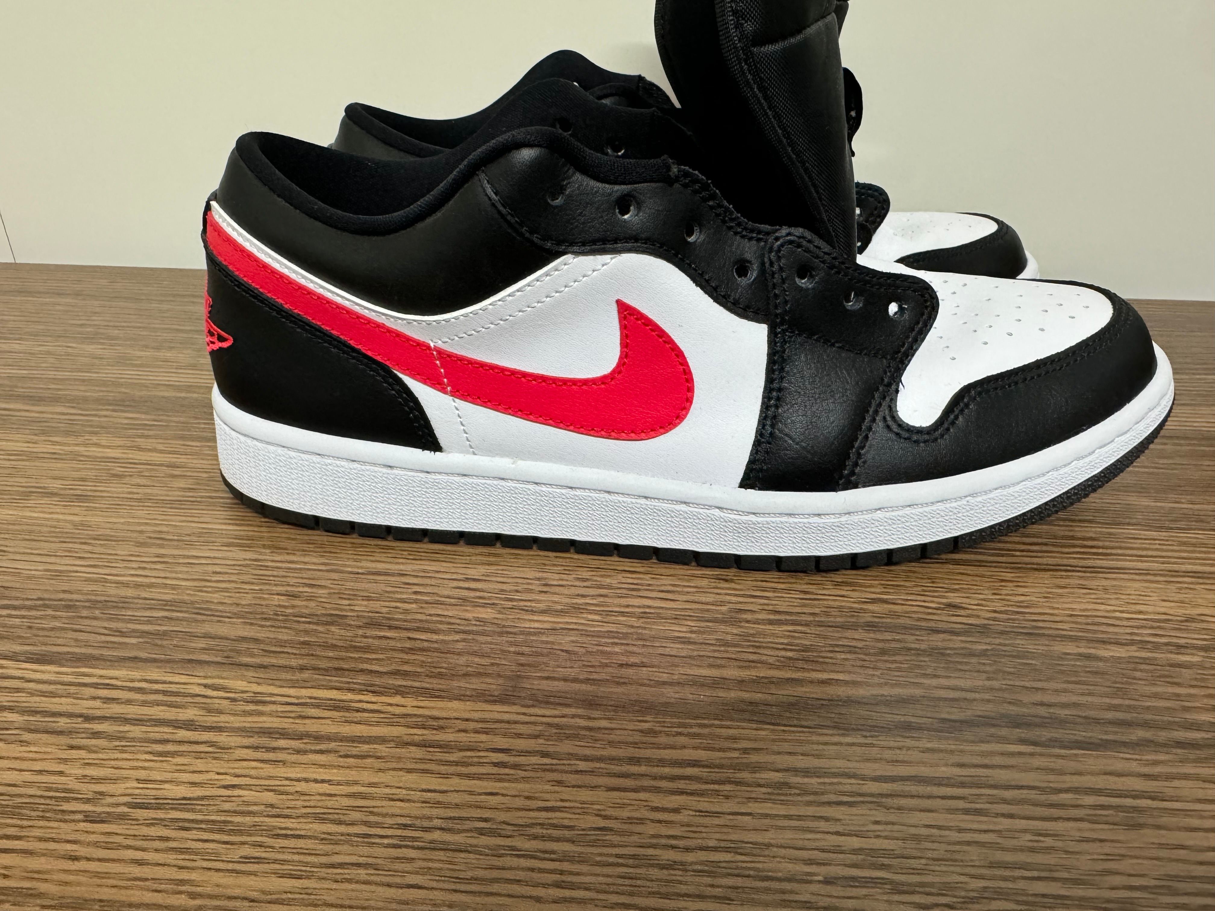 NIKE Women's AIR JORDAN 1 LOW "BLACK/SIREN RED/WHITE"