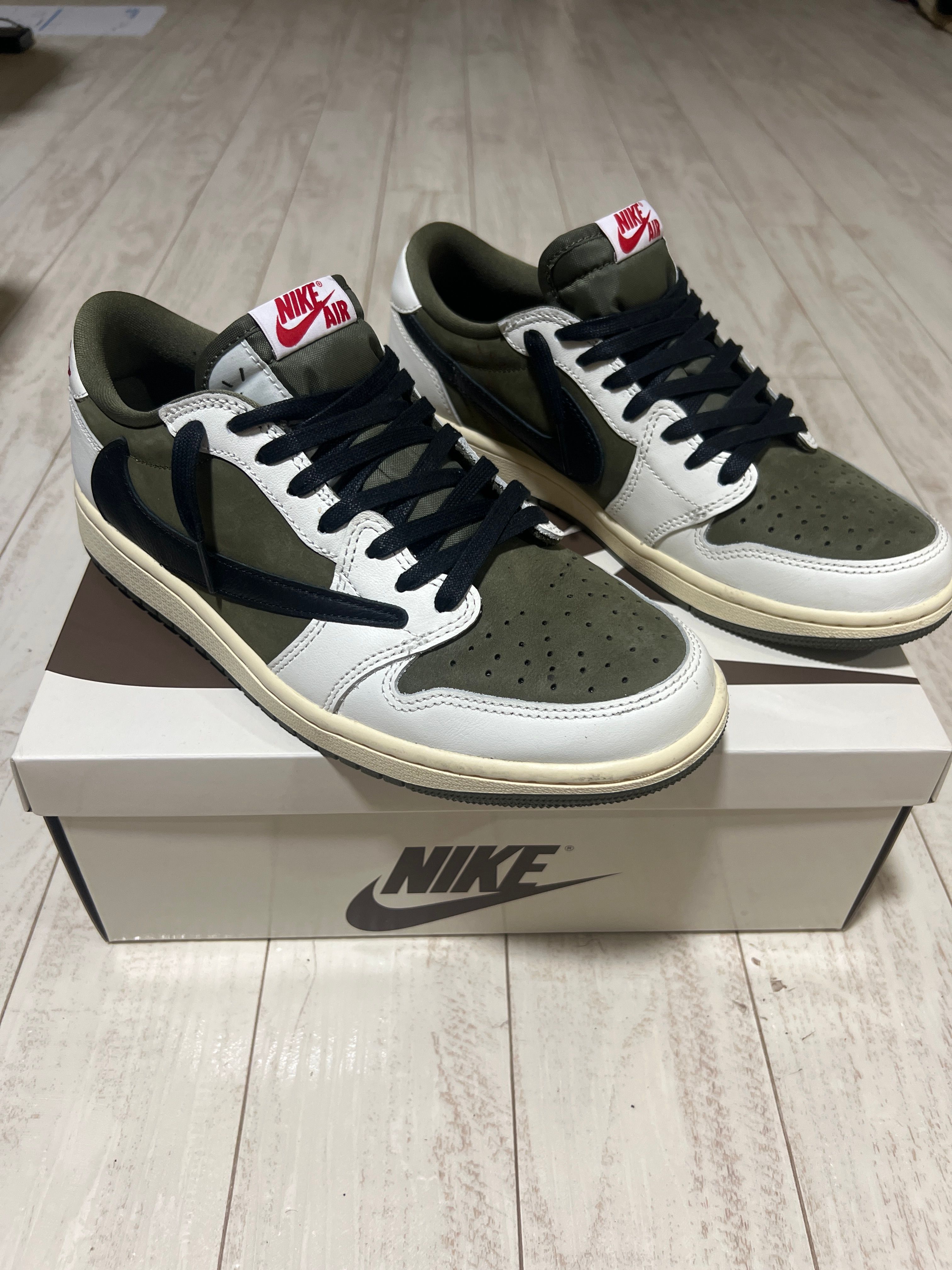 Travis Scott × Nike Air Jordan 1 Low OG SP "Reverse Olive"