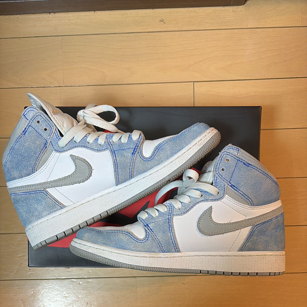 Nike GS Air Jordan 1 High OG "Hyper Royal"