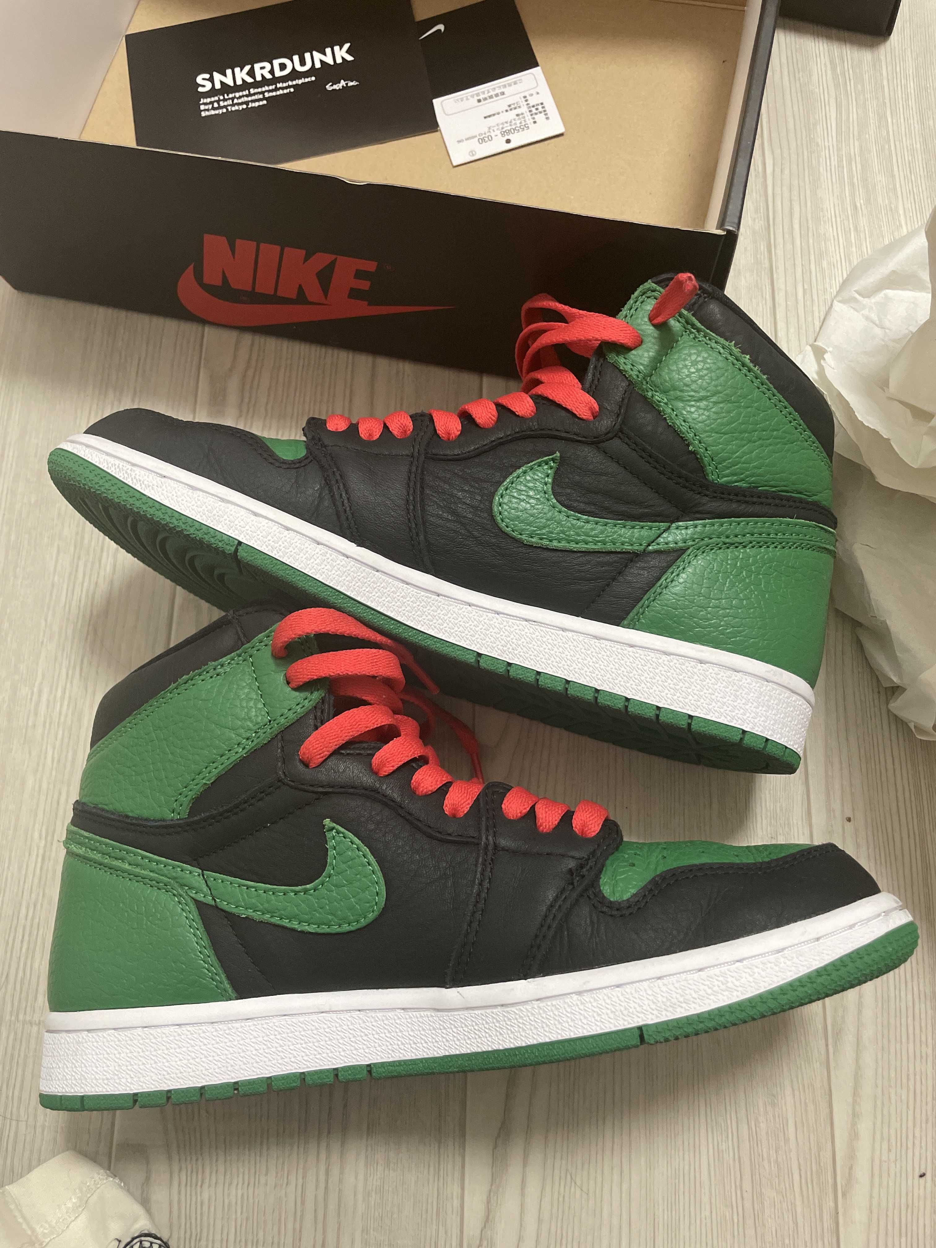 Nike Air Jordan 1 Retro High OG "Black/Pine Green" (2020)      