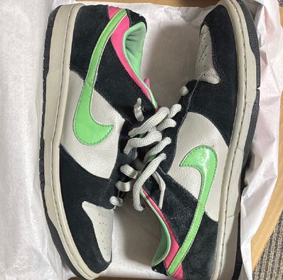 Nike SB Dunk Low "Magnet Light Poison Green"