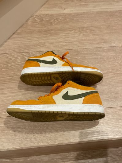 Nike Air Jordan 1 Low "Light Curry/Medium Olive"