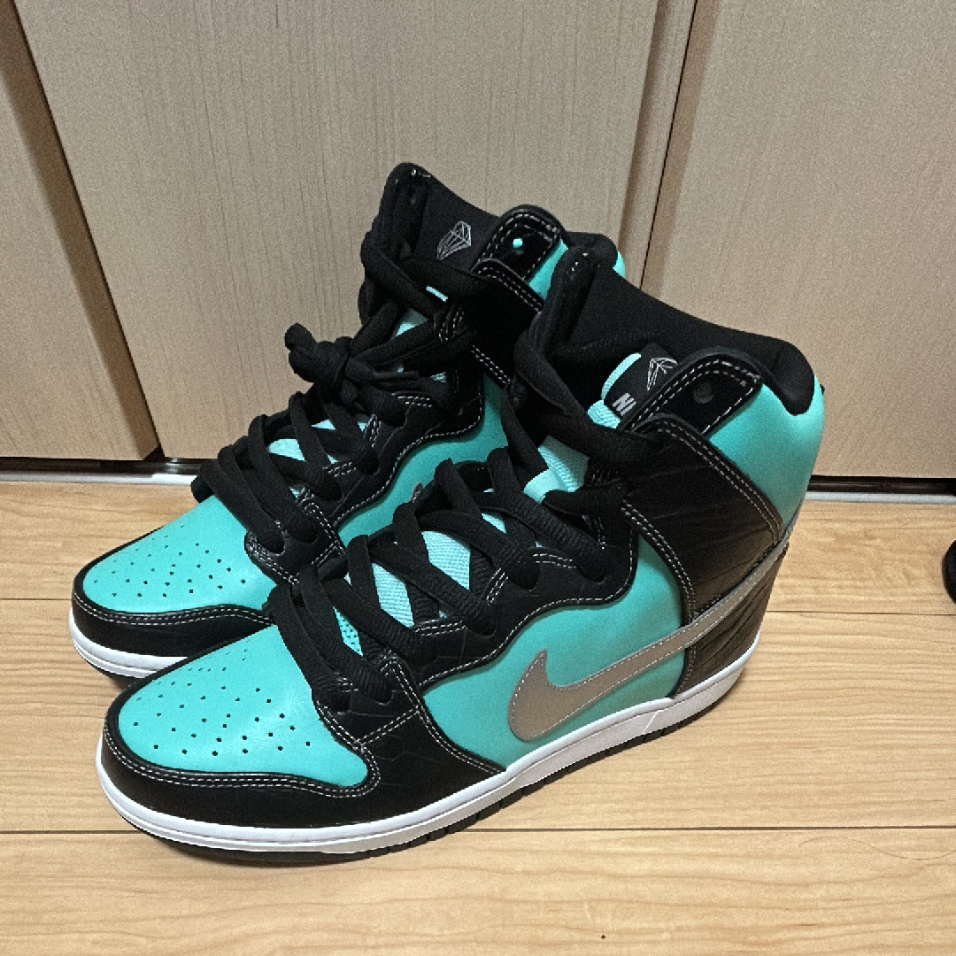 Diamond Supply × Nike SB Dunk High "Tiffany"