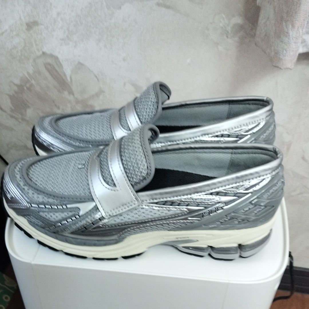 New Balance 1906L "Silver"