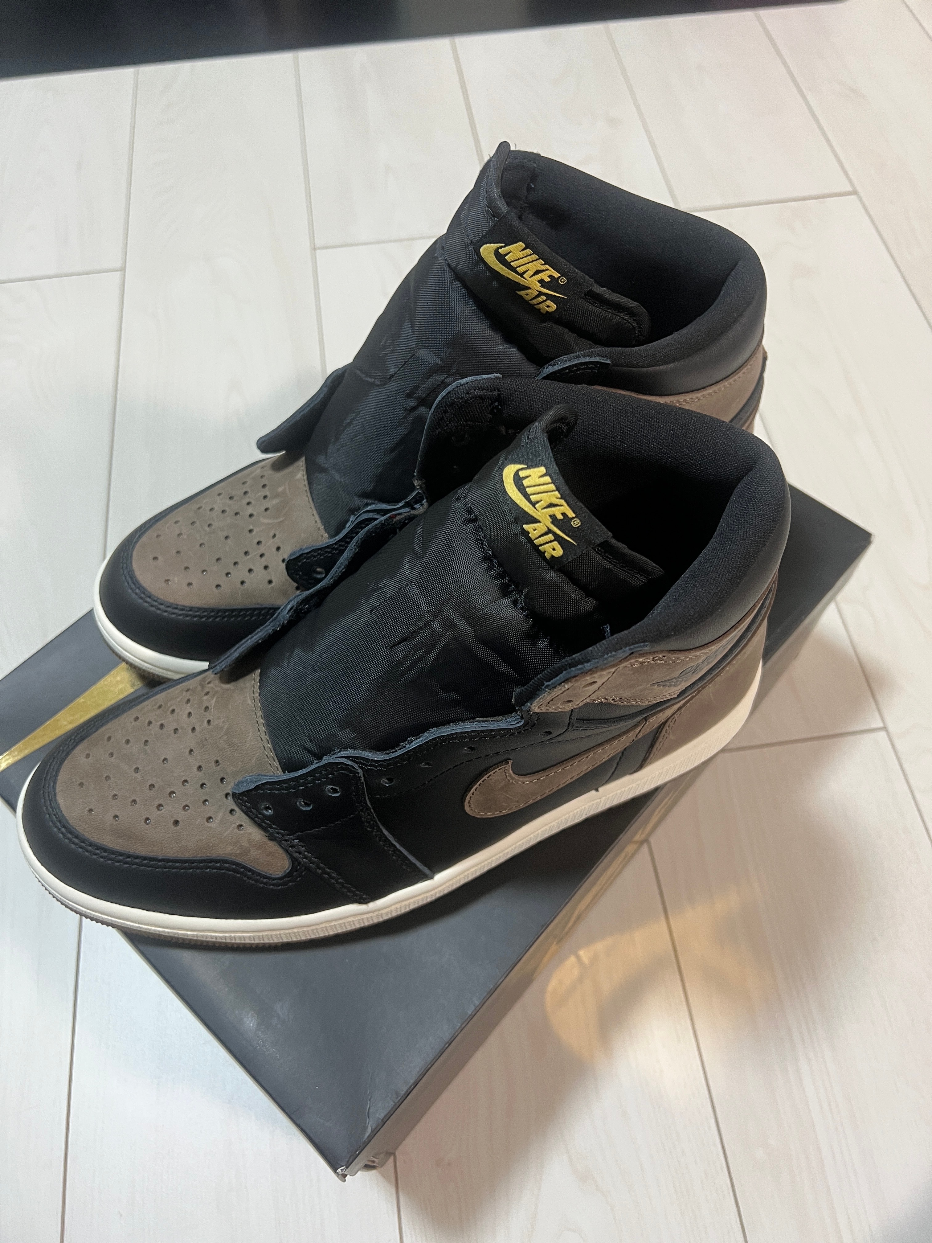 ナイキ エアジョーダン1 レトロ ハイ OG "パロミノ"