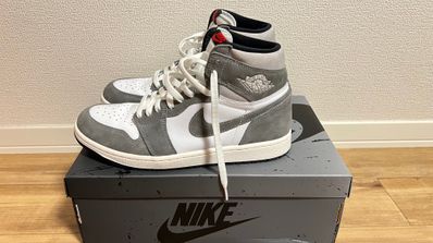 Nike Air Jordan 1 Retro High OG "Black and Smoke Grey"