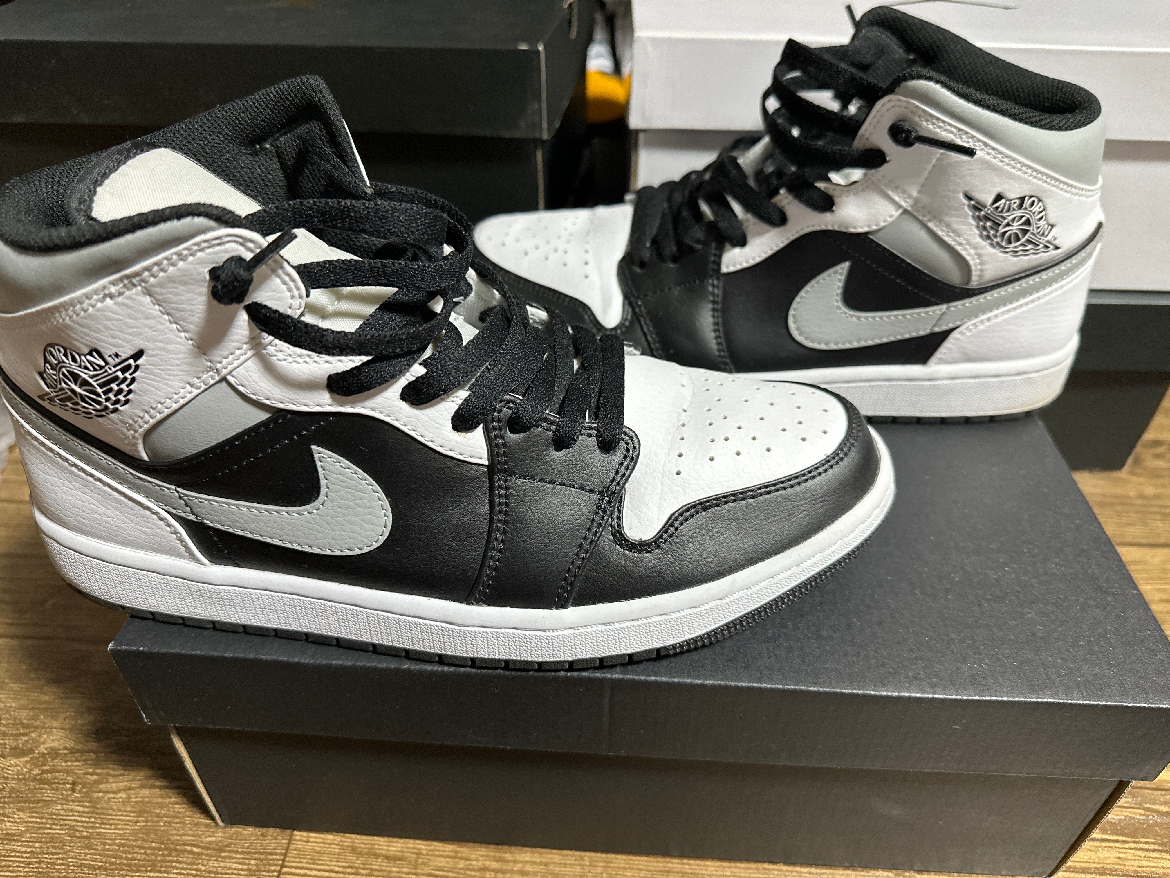 NIKE AIR JORDAN 1 MID "WHITE SHADOW"