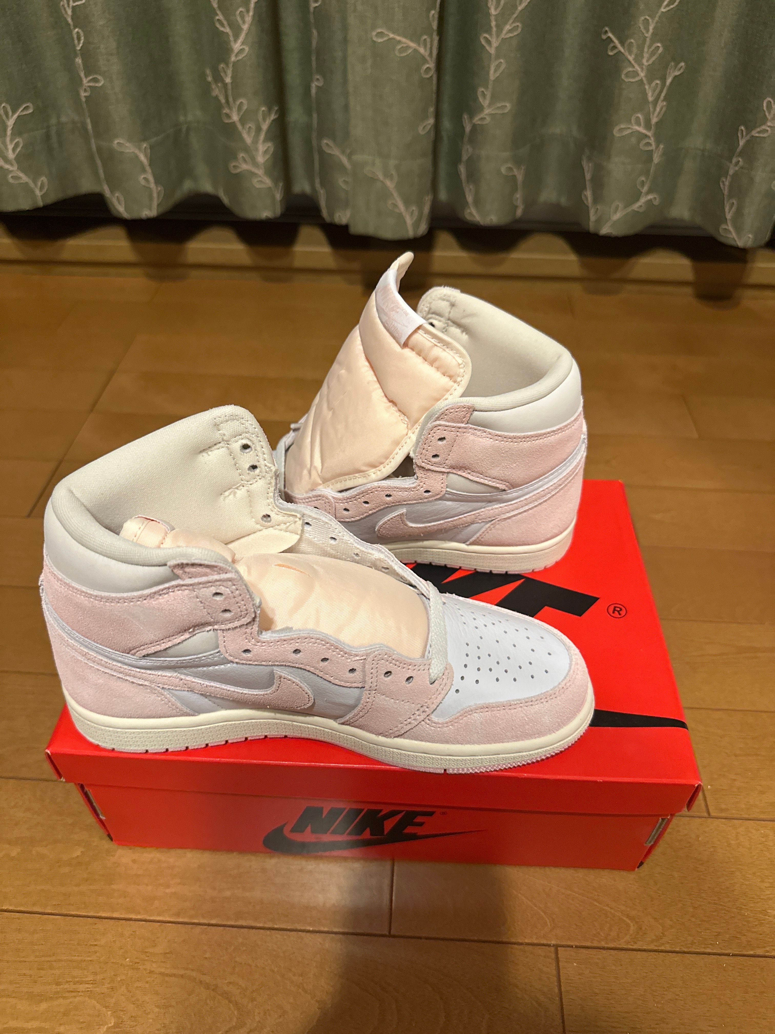 Nike Women's Air Jordan 1 Retro High OG "Washed Pink"