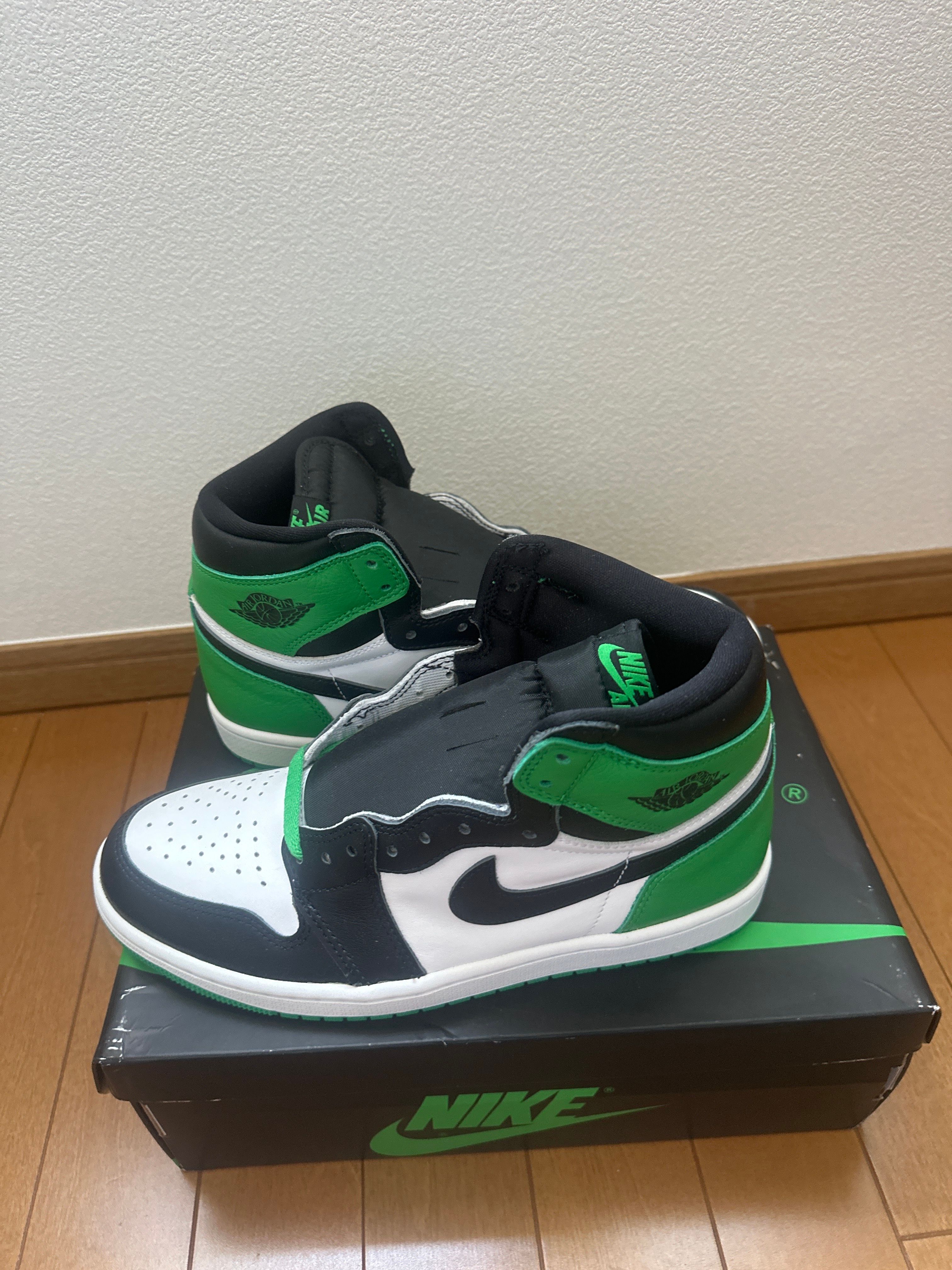 Nike Air Jordan 1 Retro High OG "Celtics/Black and Lucky Green" (2023)