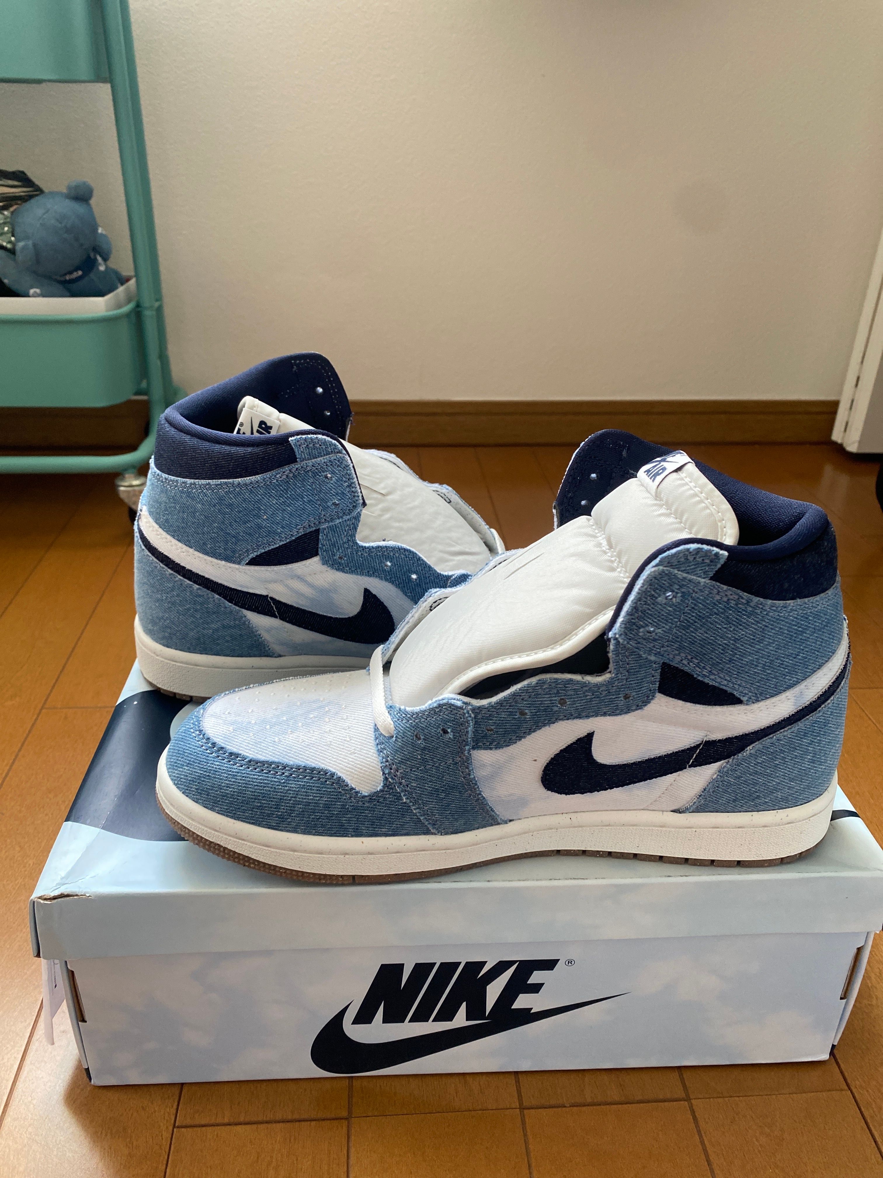 Nike Air Jordan 1 Retro High OG "Denim"