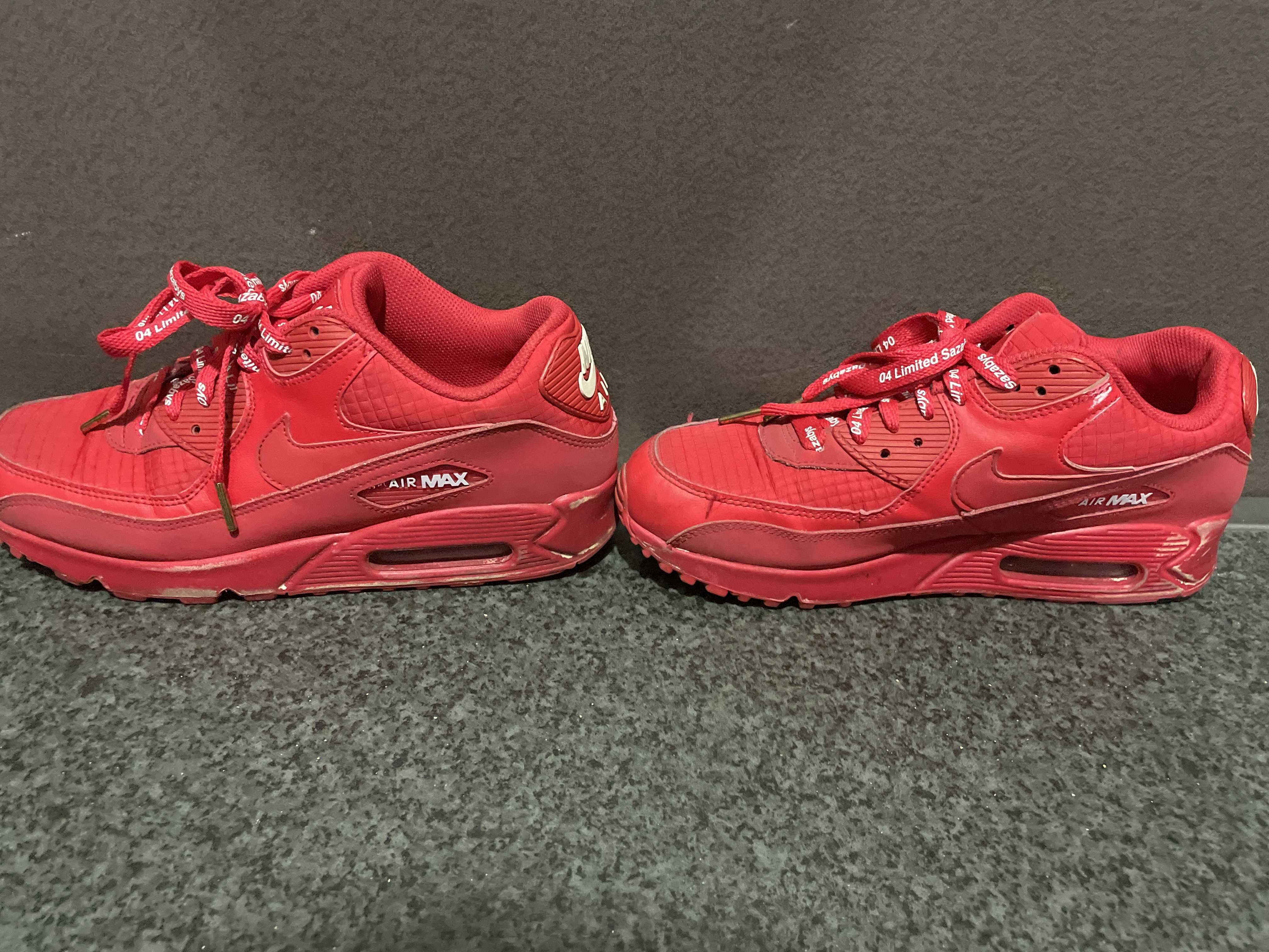 NIKE AIR MAX 90 ESSENTIAL "UNIVERSITY RED"