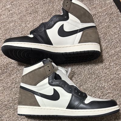 Nike Air Jordan 1 High OG "Sail/Dark Mocha/Black"