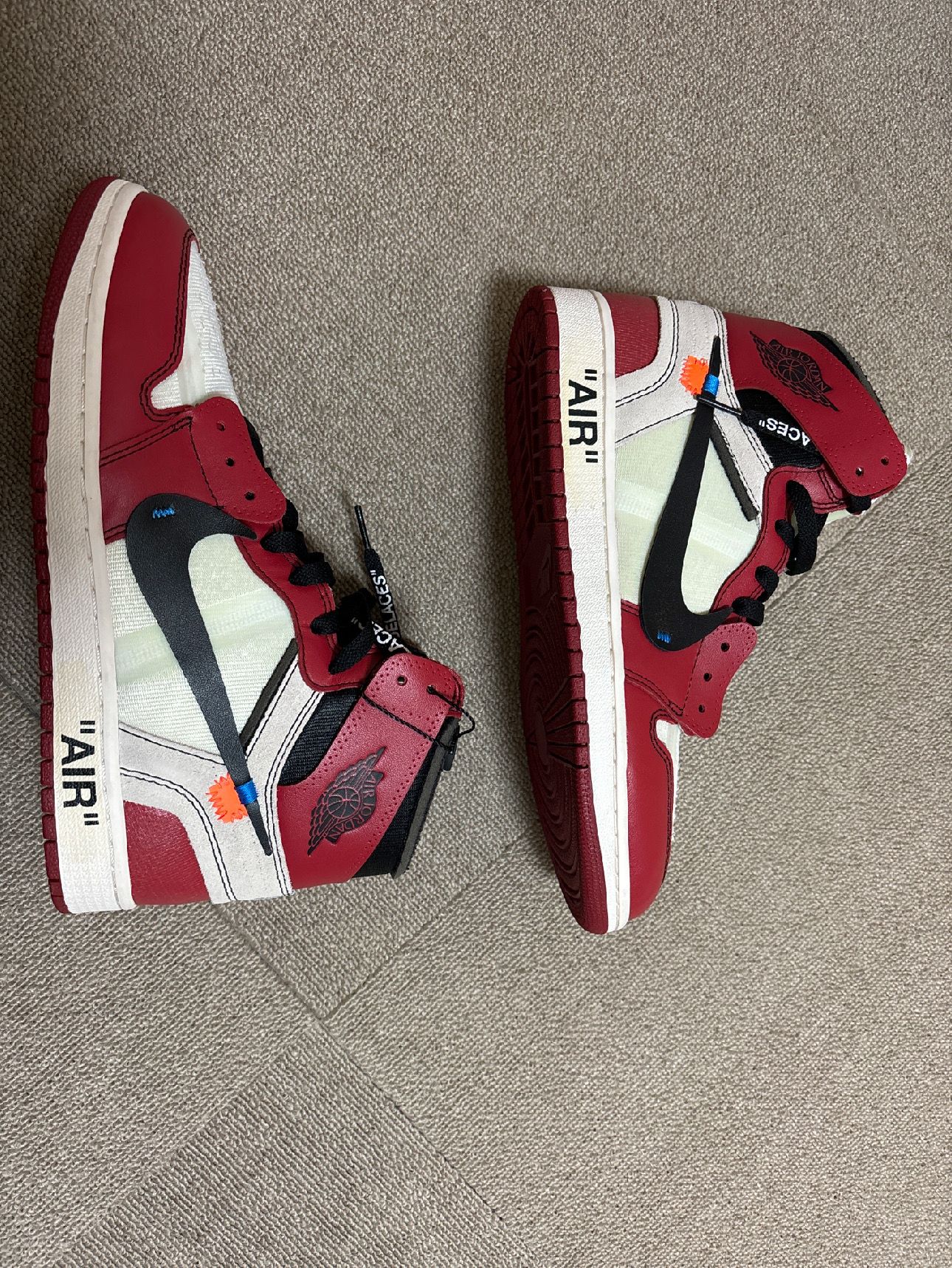 Off-White × Nike Air Jordan 1 Retro High The Ten "Chicago"