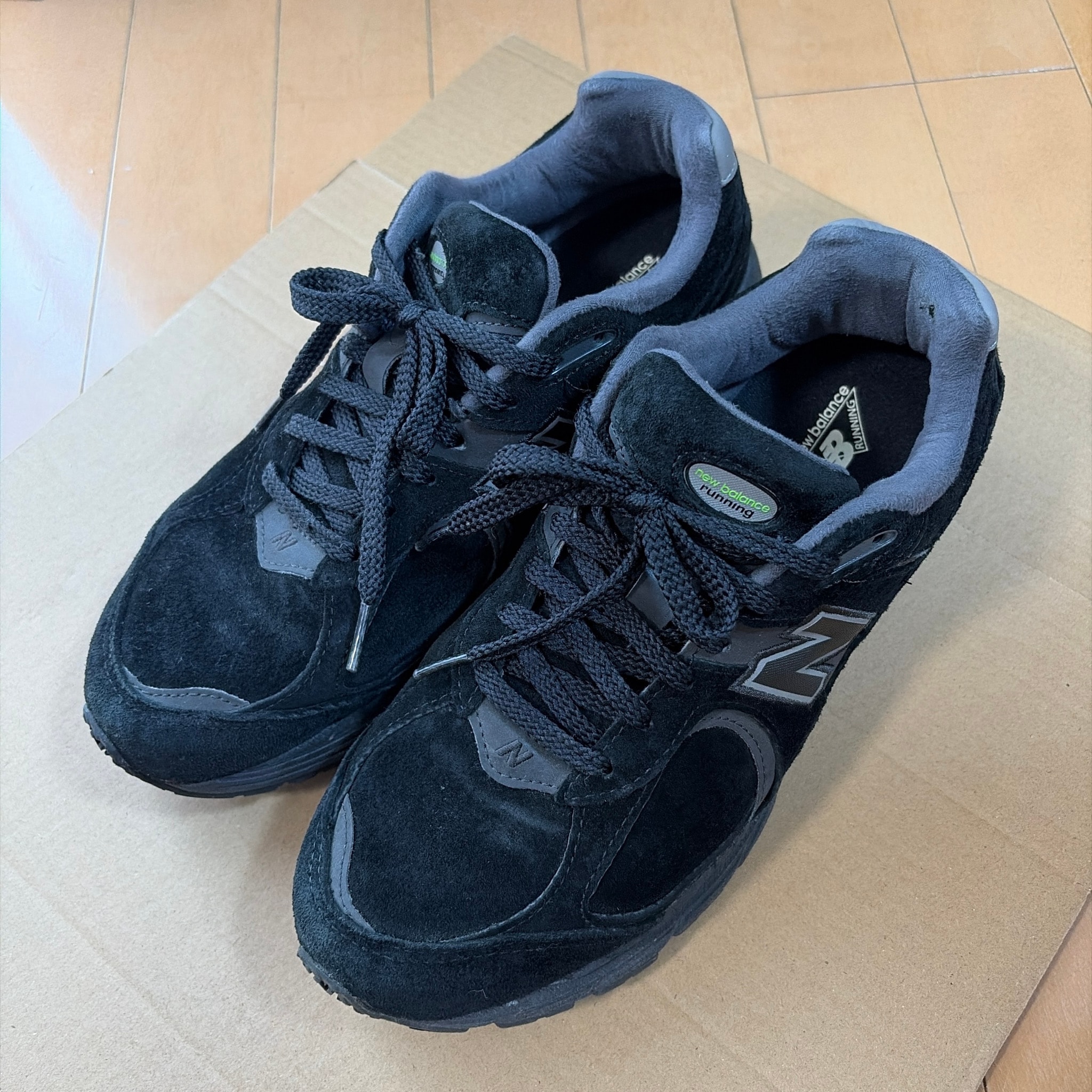 New Balance 2002R "Black"