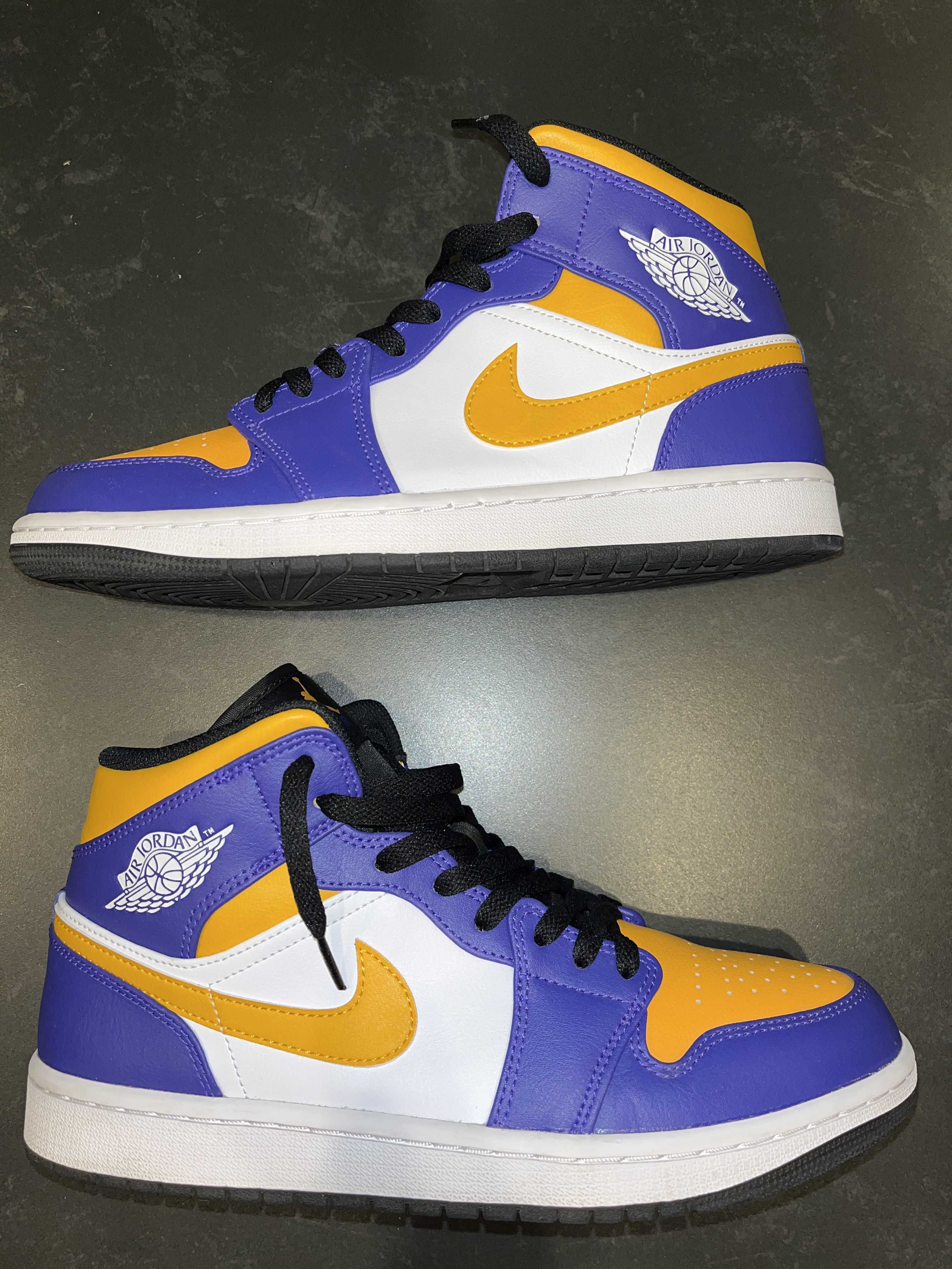Nike Air Jordan 1 Mid "Lakers"