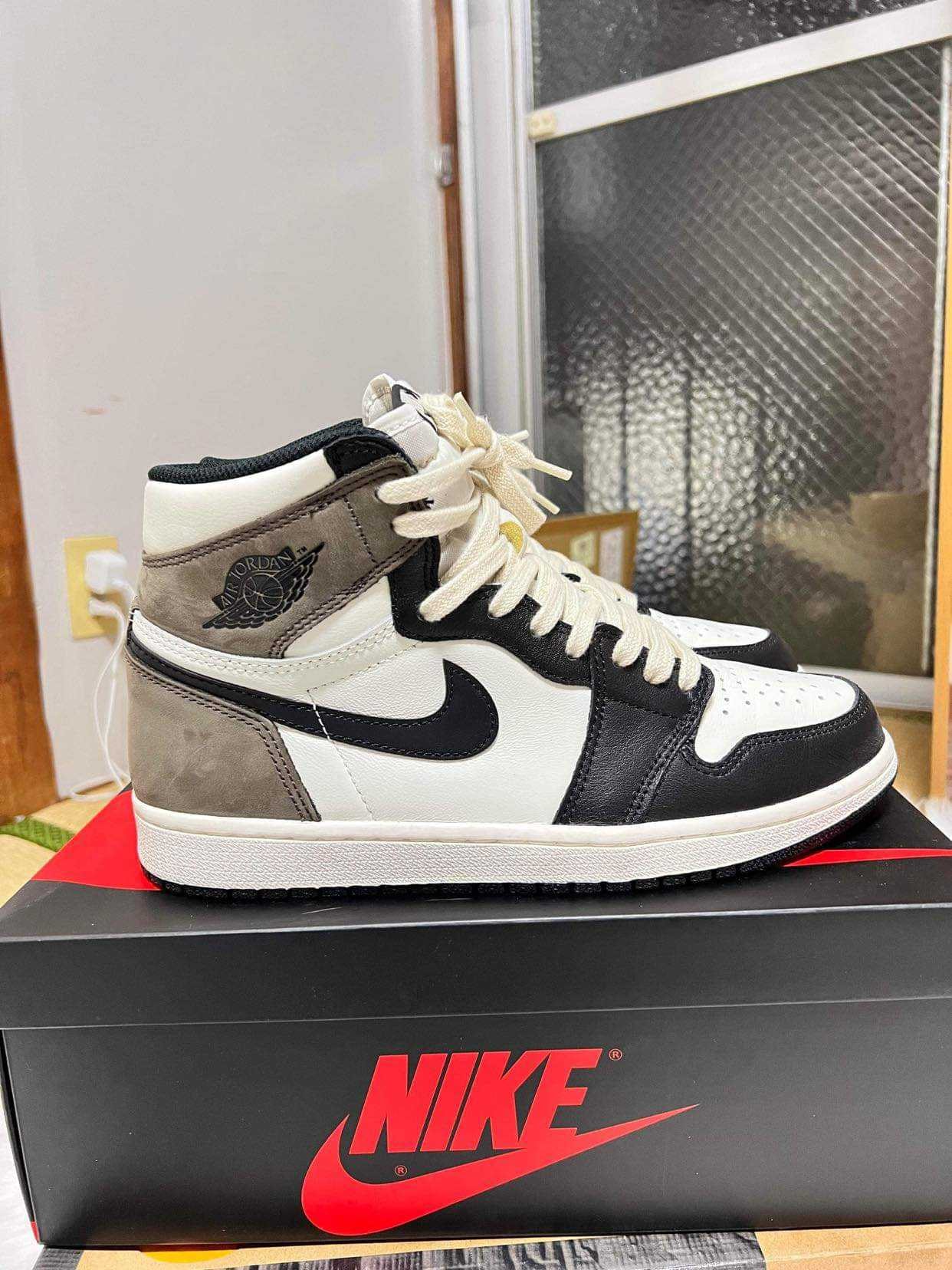 Nike Air Jordan 1 High OG "Sail/Dark Mocha/Black"