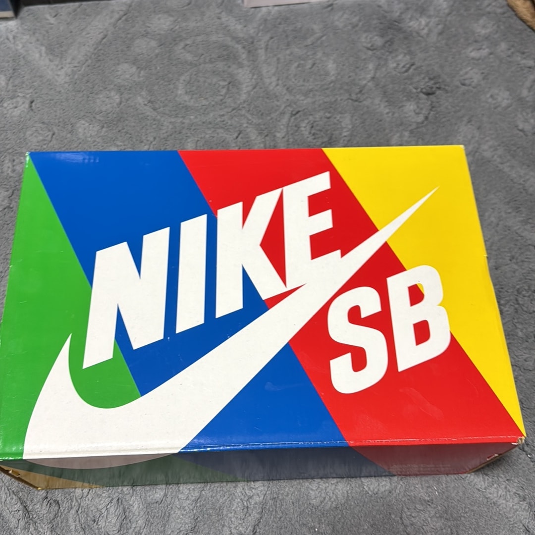 BEN & JERRY'S × Nike SB Dunk Low "Chunky Dunky"