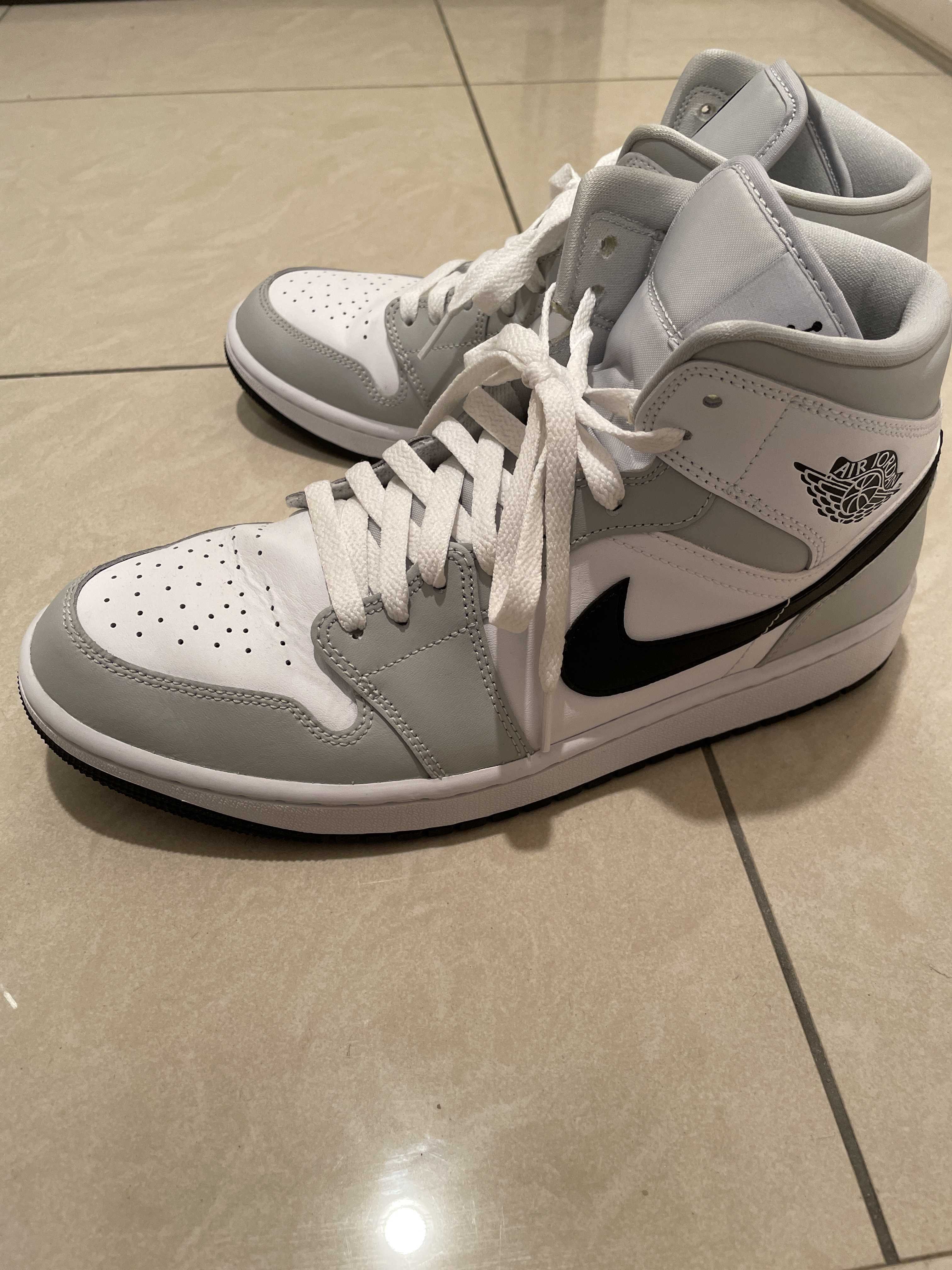 Nike Women's Air Jordan 1 Mid "Grey Fog/White/Black"
