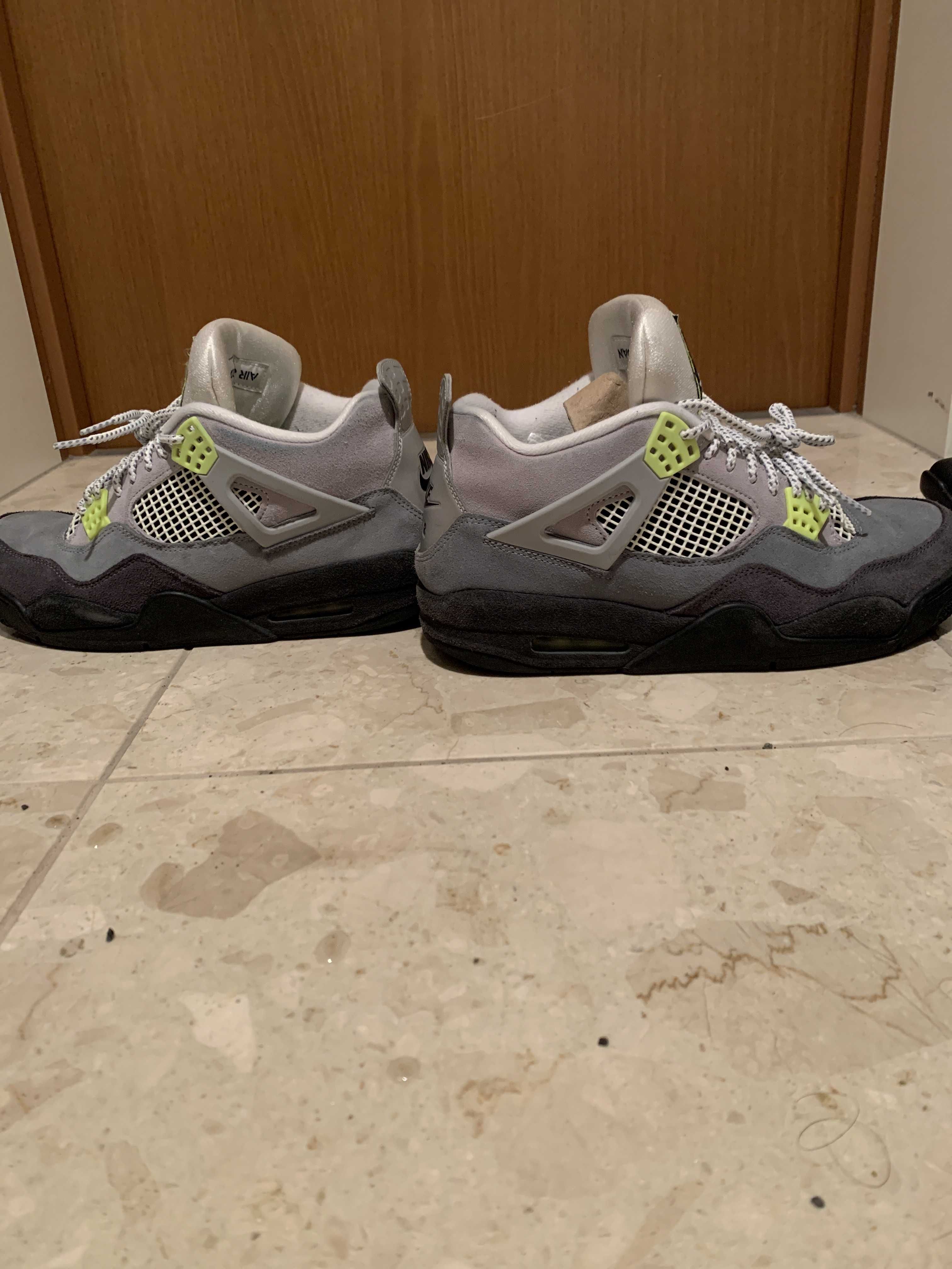 NIKE AIR JORDAN 4 RETRO LE "NEON"