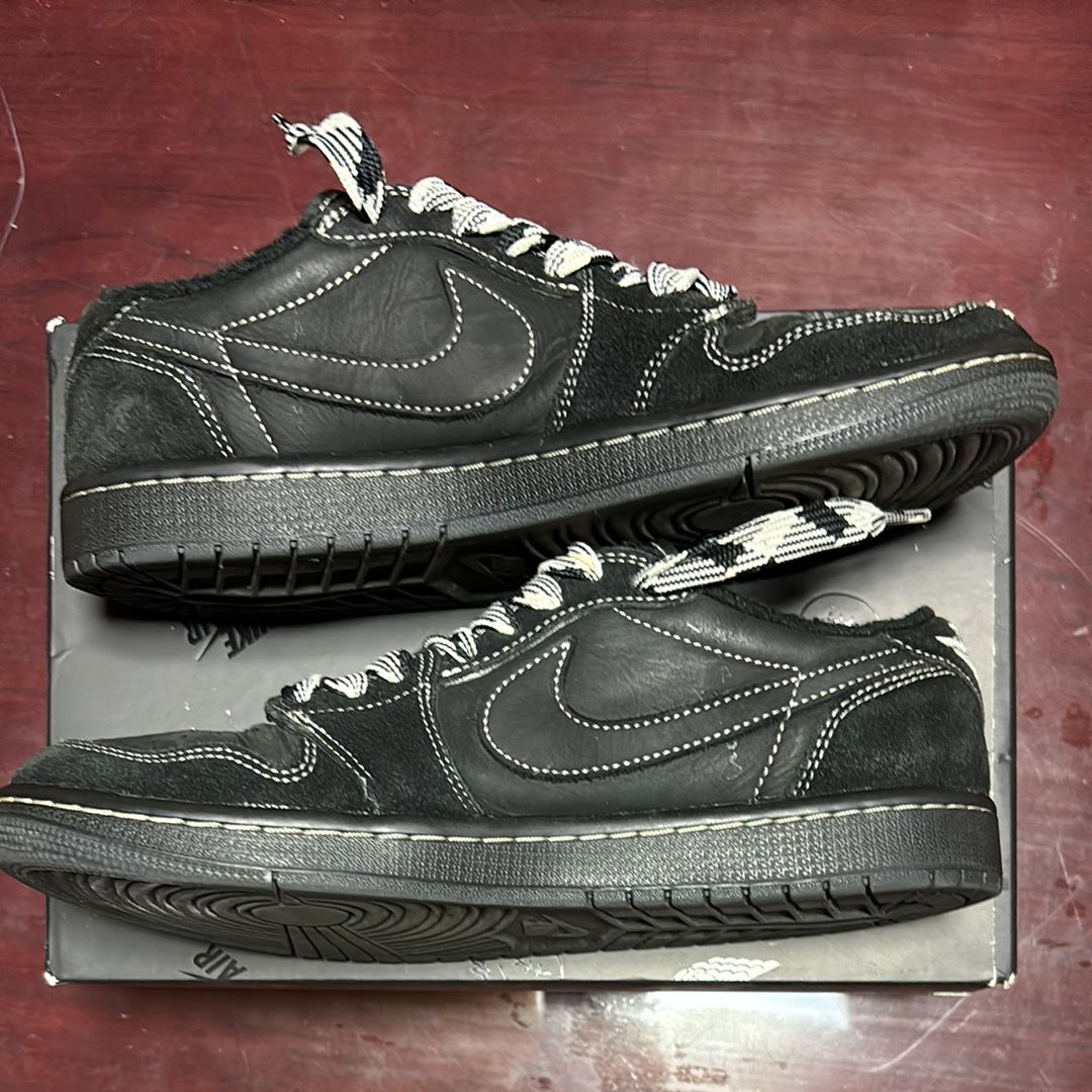 Travis Scott × Nike Air Jordan 1 Low OG SP "Black Phantom"