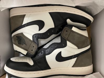Nike Air Jordan 1 High OG "Sail/Dark Mocha/Black"