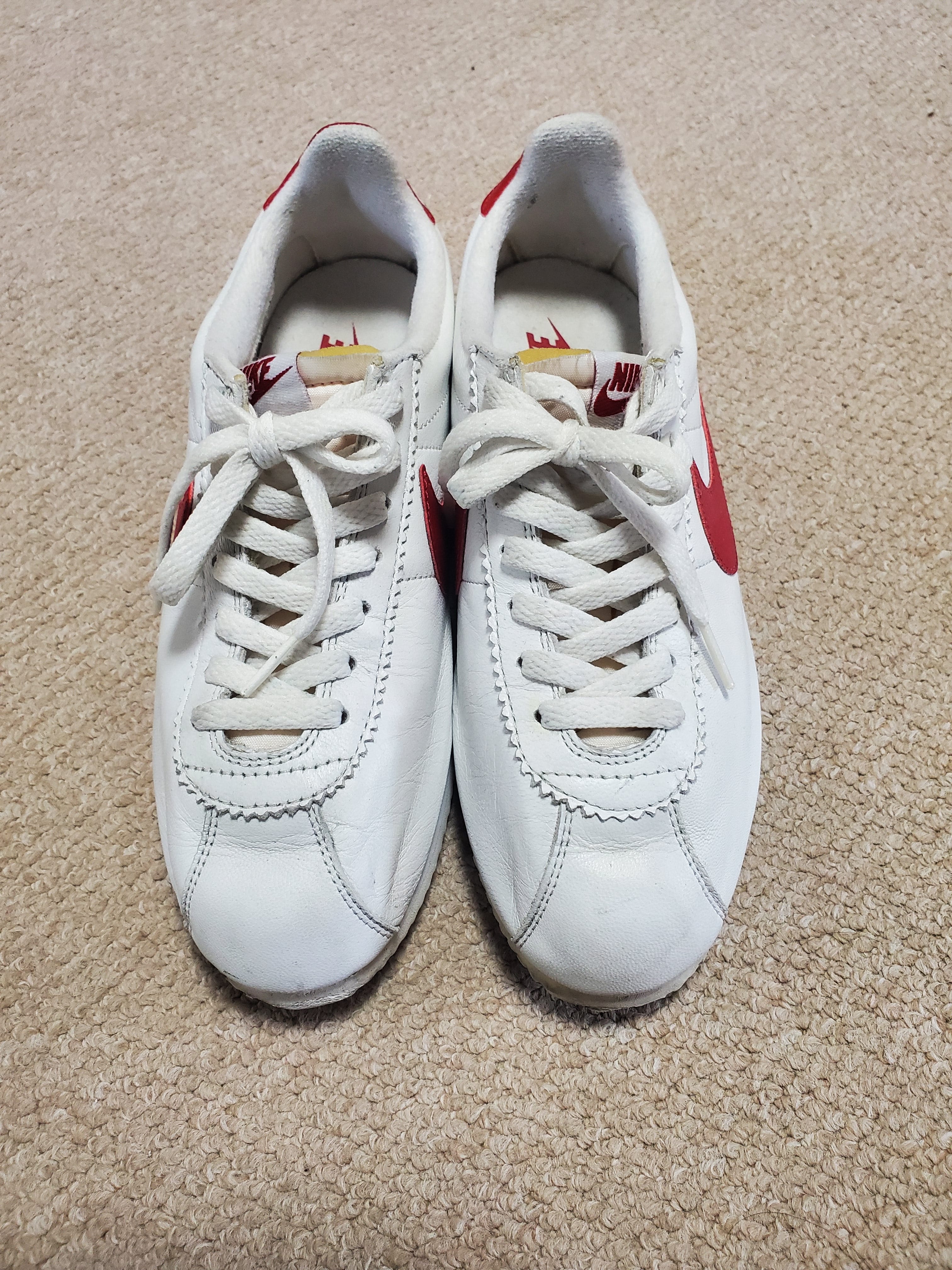 Nike Classic Cortez Forest Gump "White/Varstiy Red"