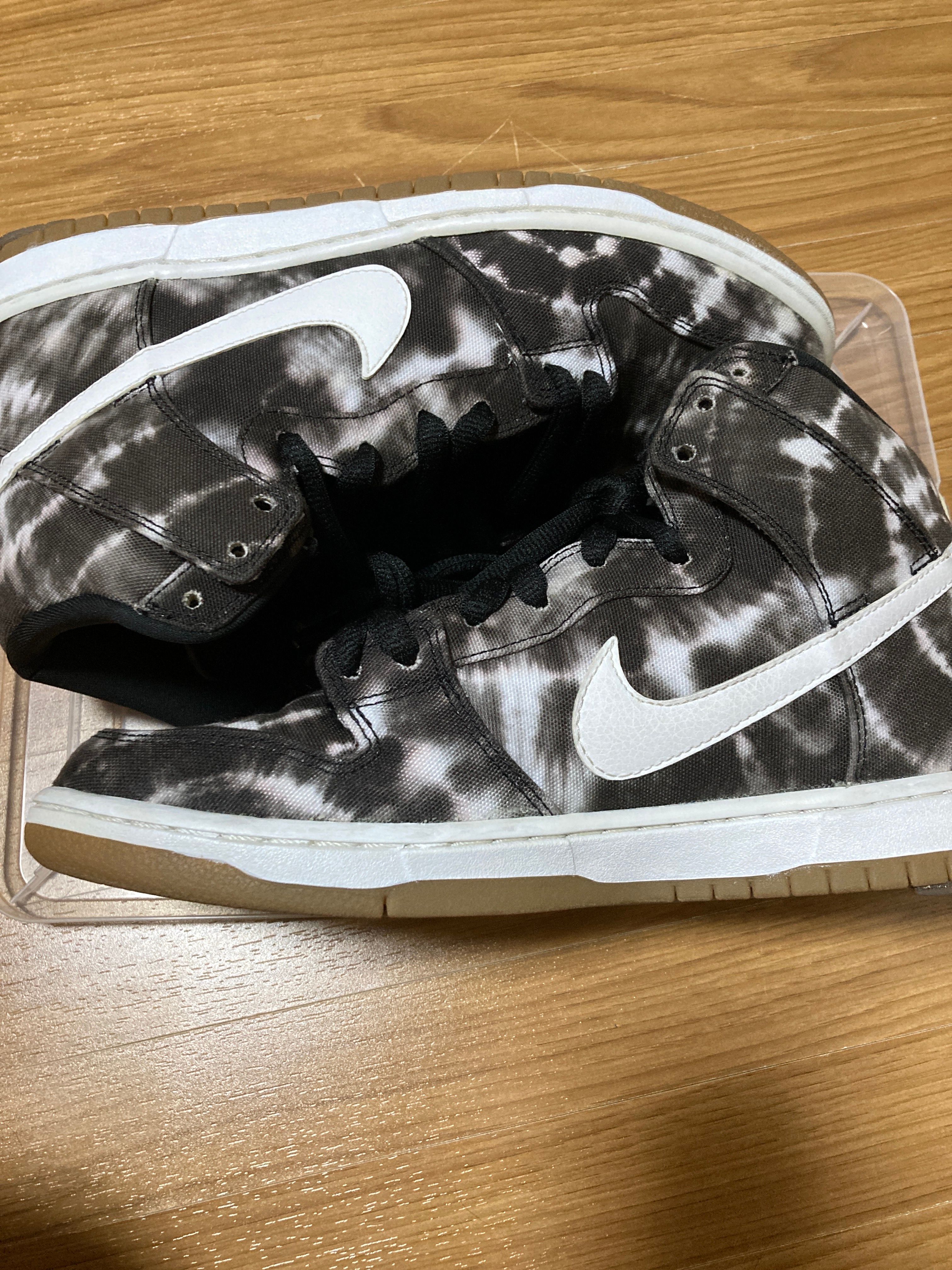 Nike SB Dunk High "Tie Dye Black"