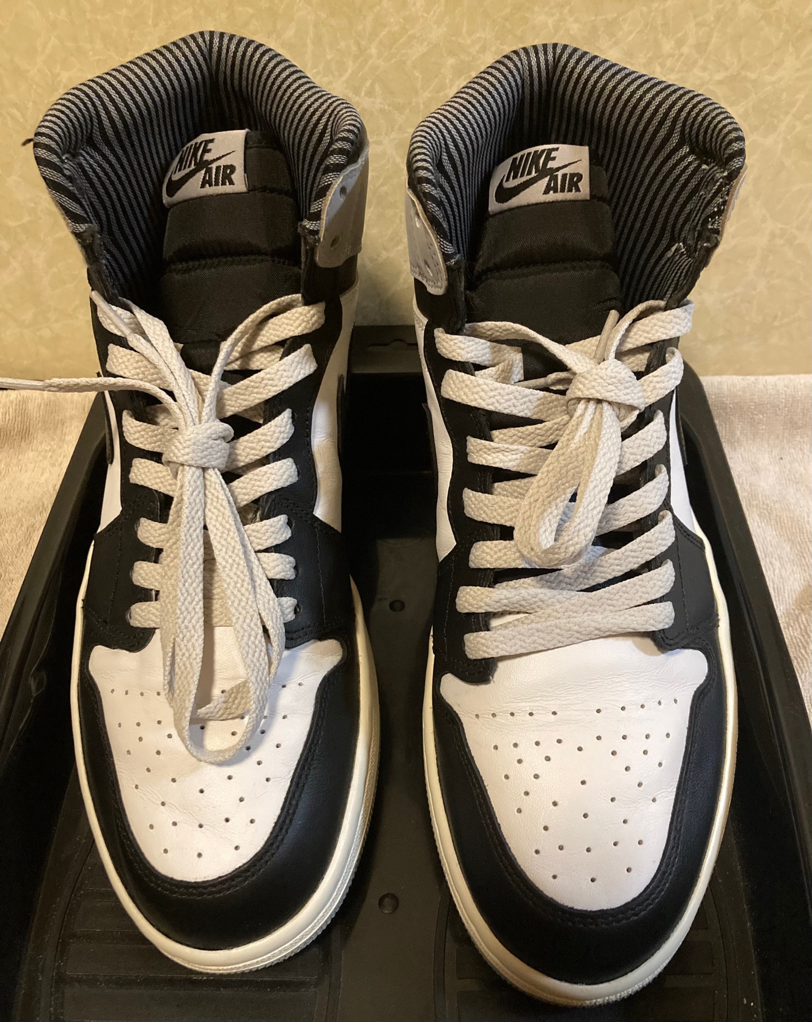 Nike Air Jordan 1 RETRO High "Barons"