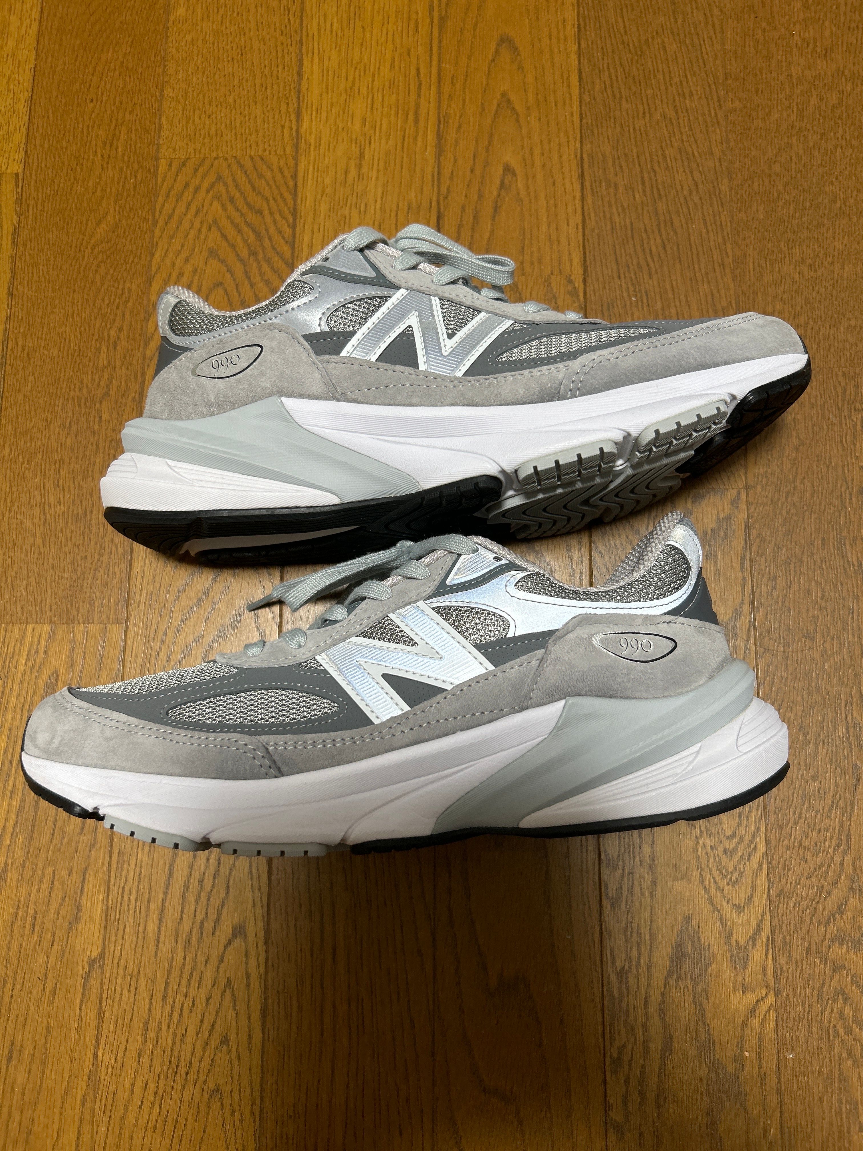 New Balance 990V6 "Gray" (Heel Logo NB)