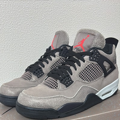 Nike Air Jordan 4 "Taupe Haze"