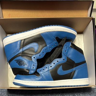 Nike Air Jordan 1 Retro High OG "Dark Marina Blue"