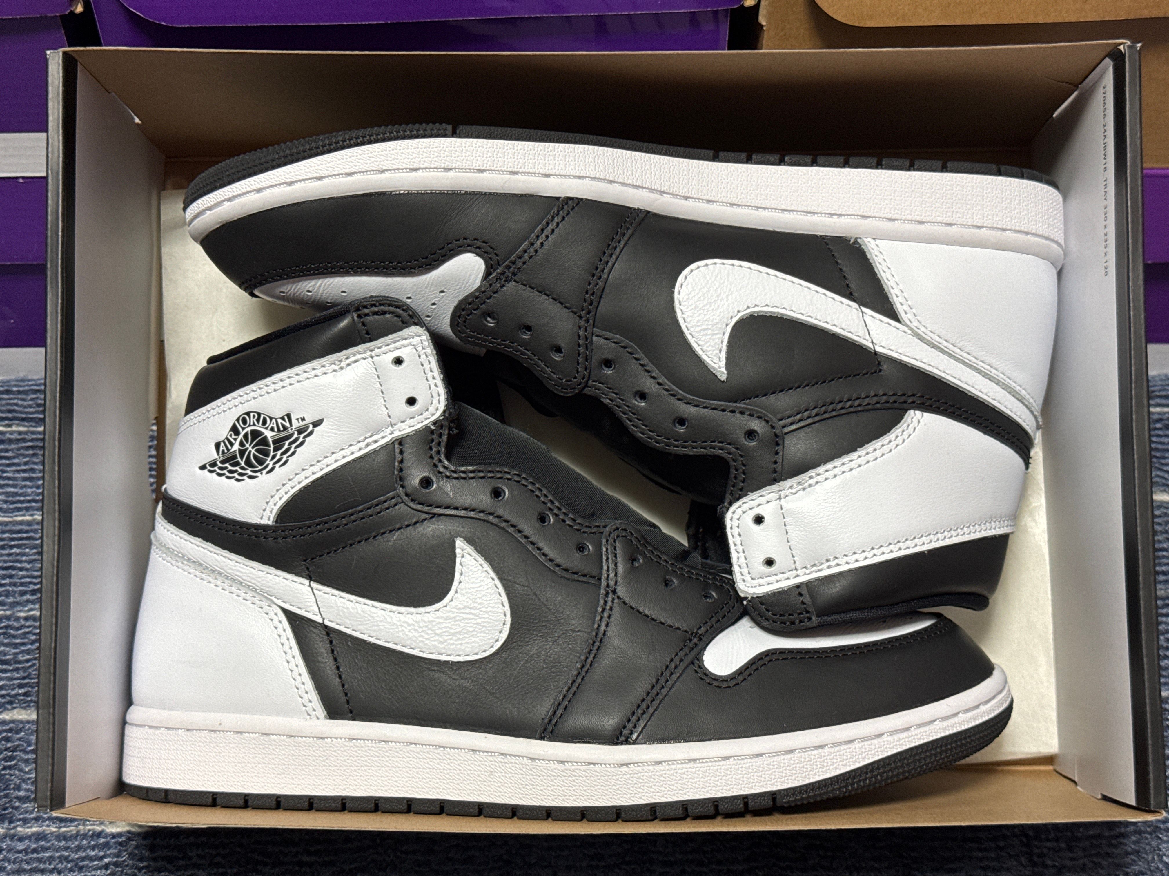 Nike Air Jordan 1 Retro High OG "Black/White"