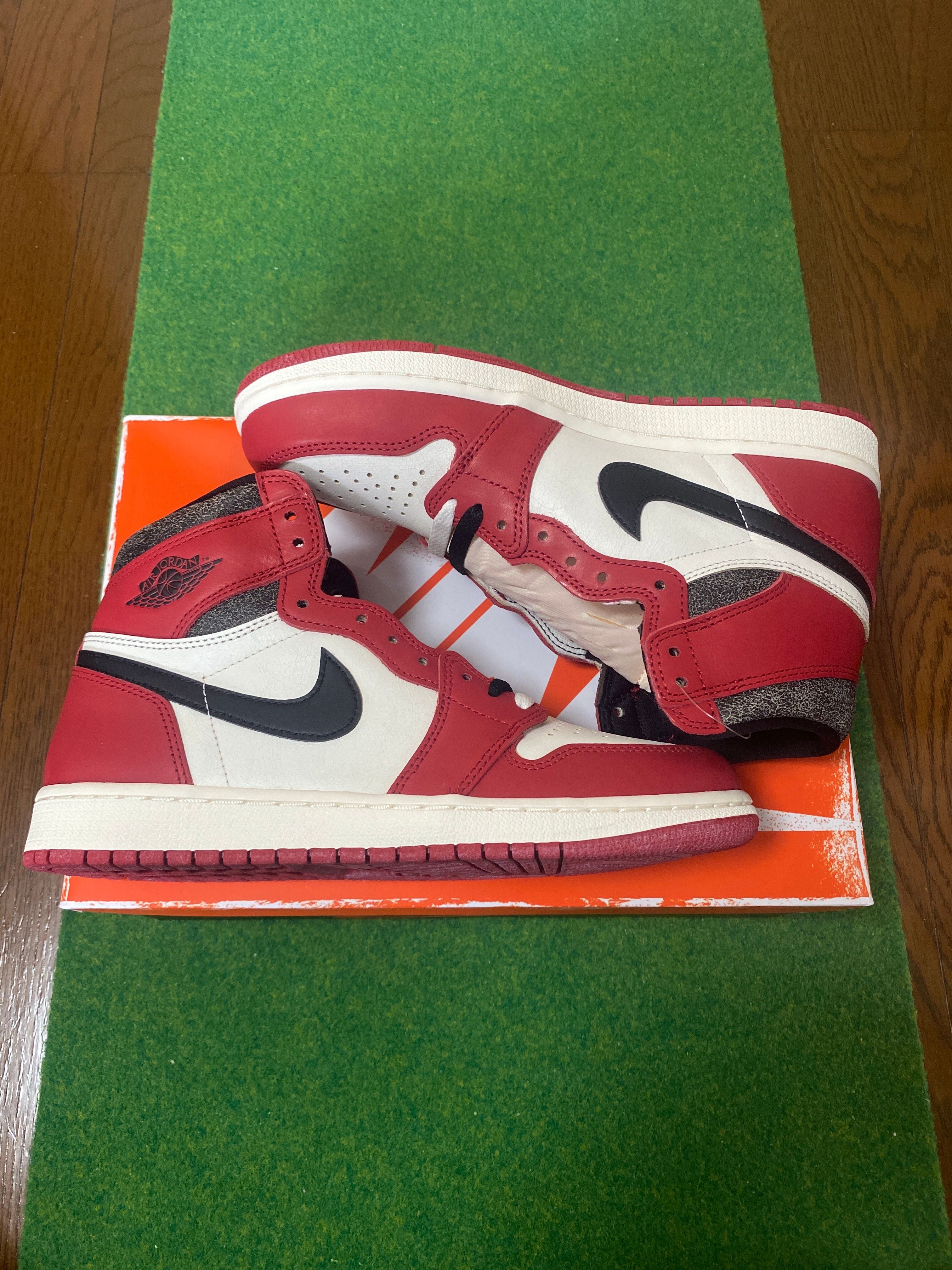 Nike Air Jordan 1 High OG "Lost & Found/Chicago"