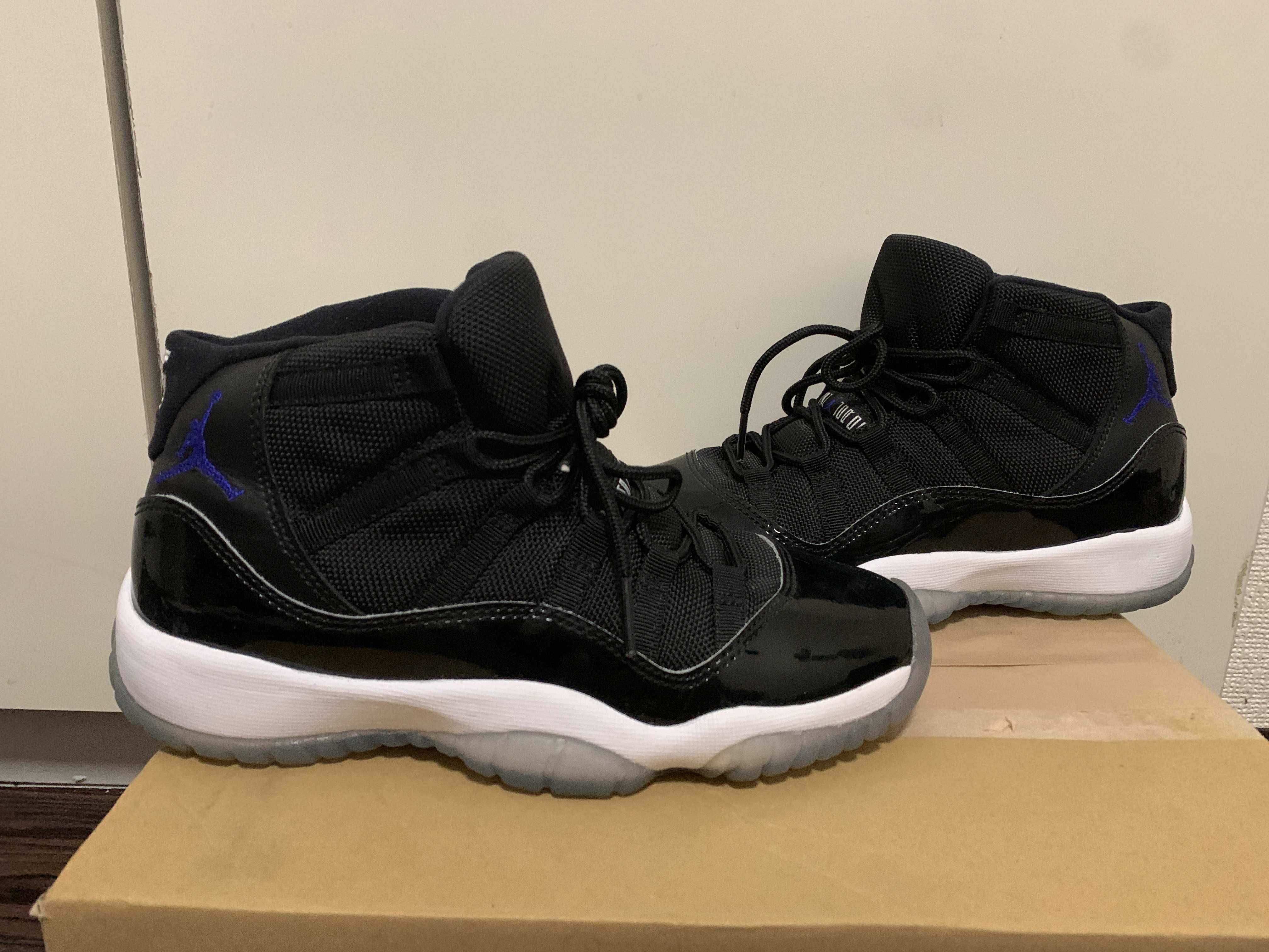 Nike GS Air Jordan 11 "Space Jam" (2016)