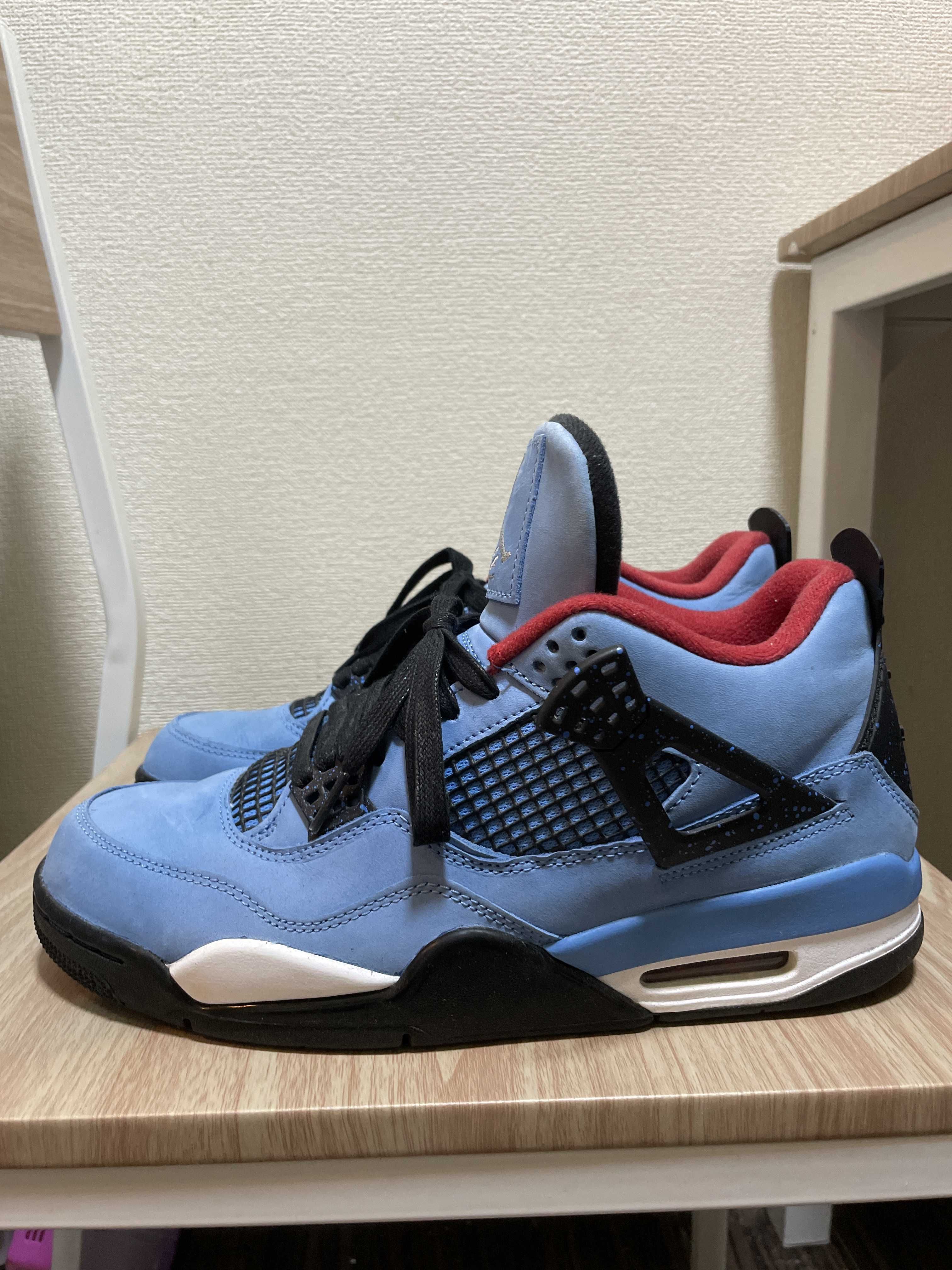 Travis Scott × Nike Air Jordan 4 Retro Cactus Jack "University Blue"