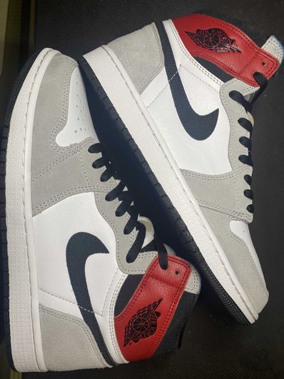 Nike Air Jordan 1 High OG "White/Black/Light Smoke Grey"