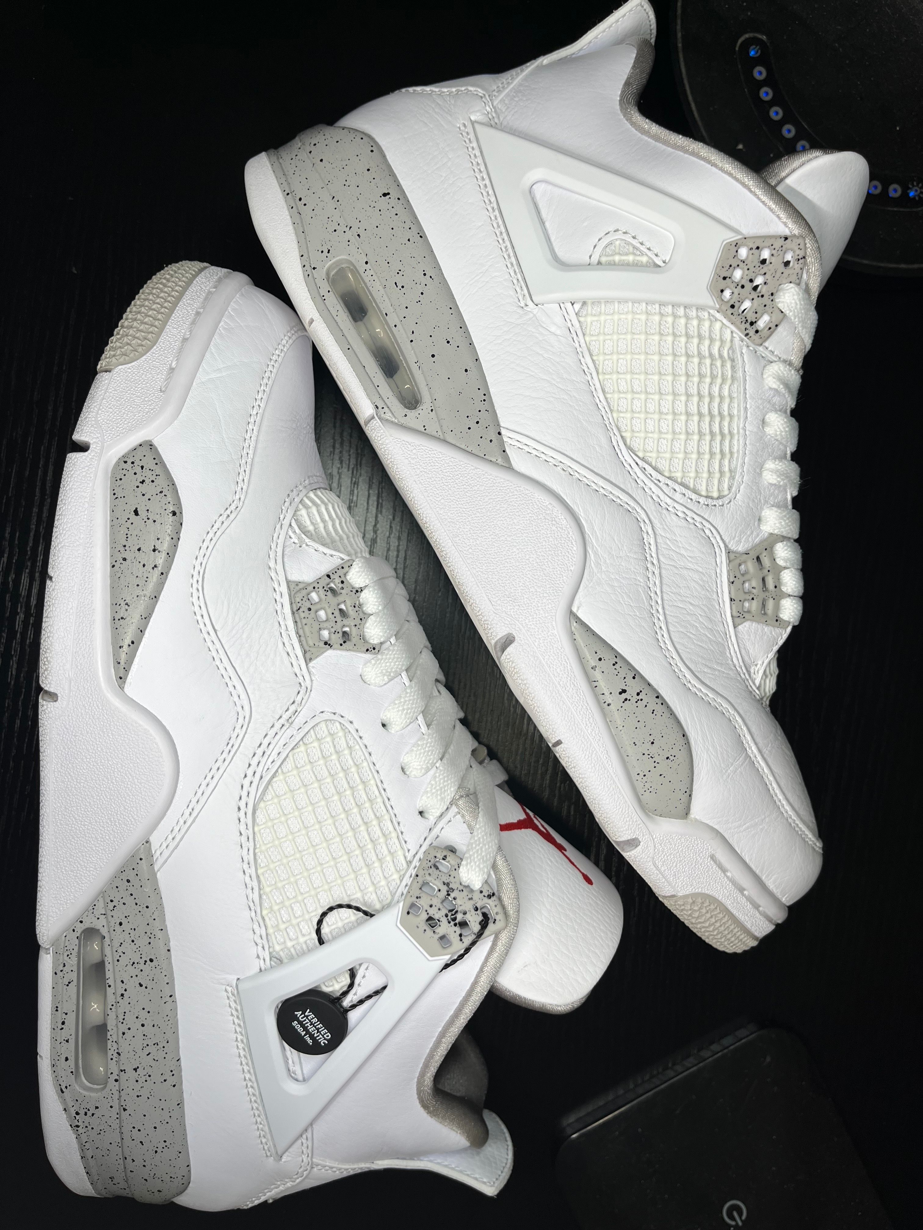 Nike Air Jordan 4 "Tech White"  