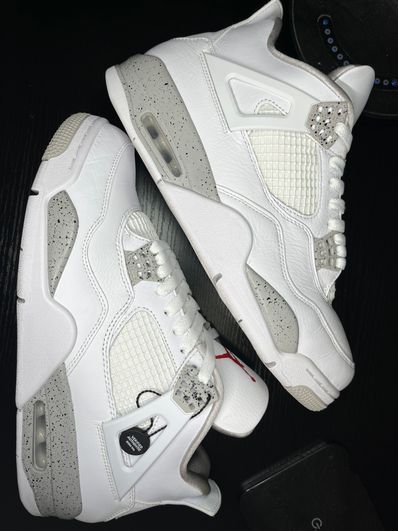Nike Air Jordan 4 "Tech White"